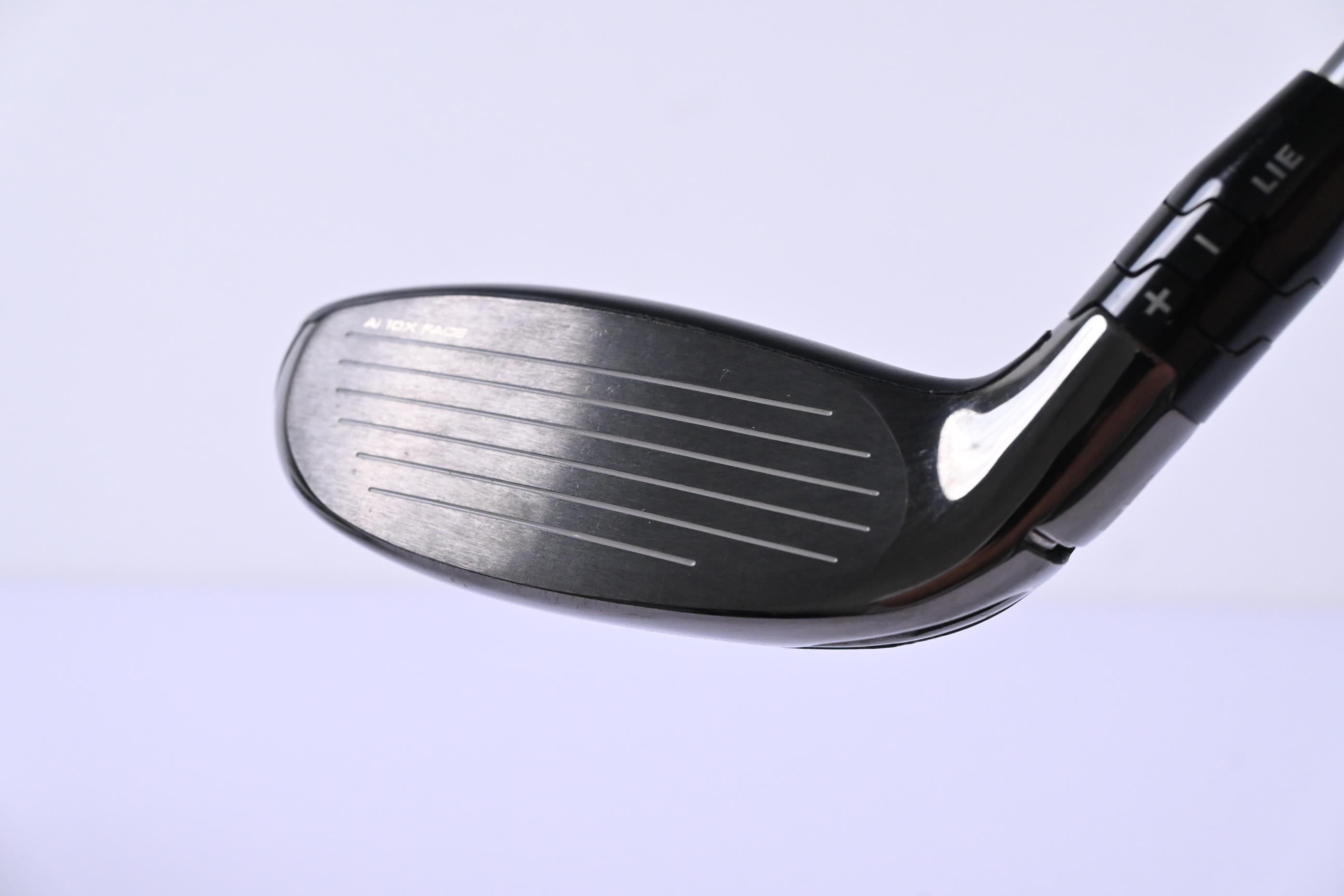 Callaway Elyte #4 Hybrid / 22 Degree / Regular Flex Denali Charcoal 60 Shaft