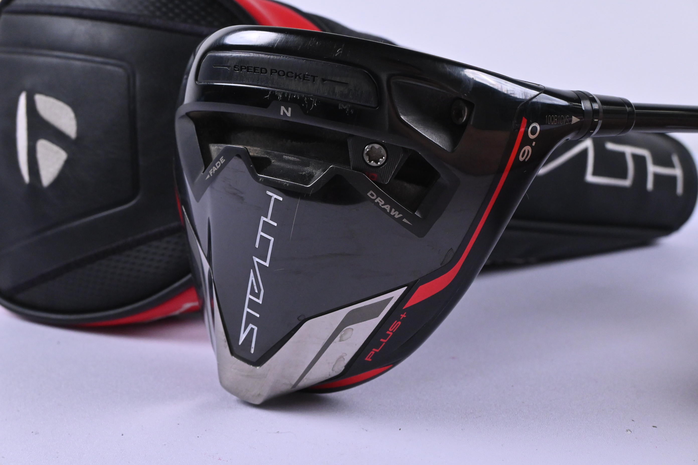Taylormade Stealth Plus Driver / 9 Degree / Stiff Flex Kai'li White 60 Shaft