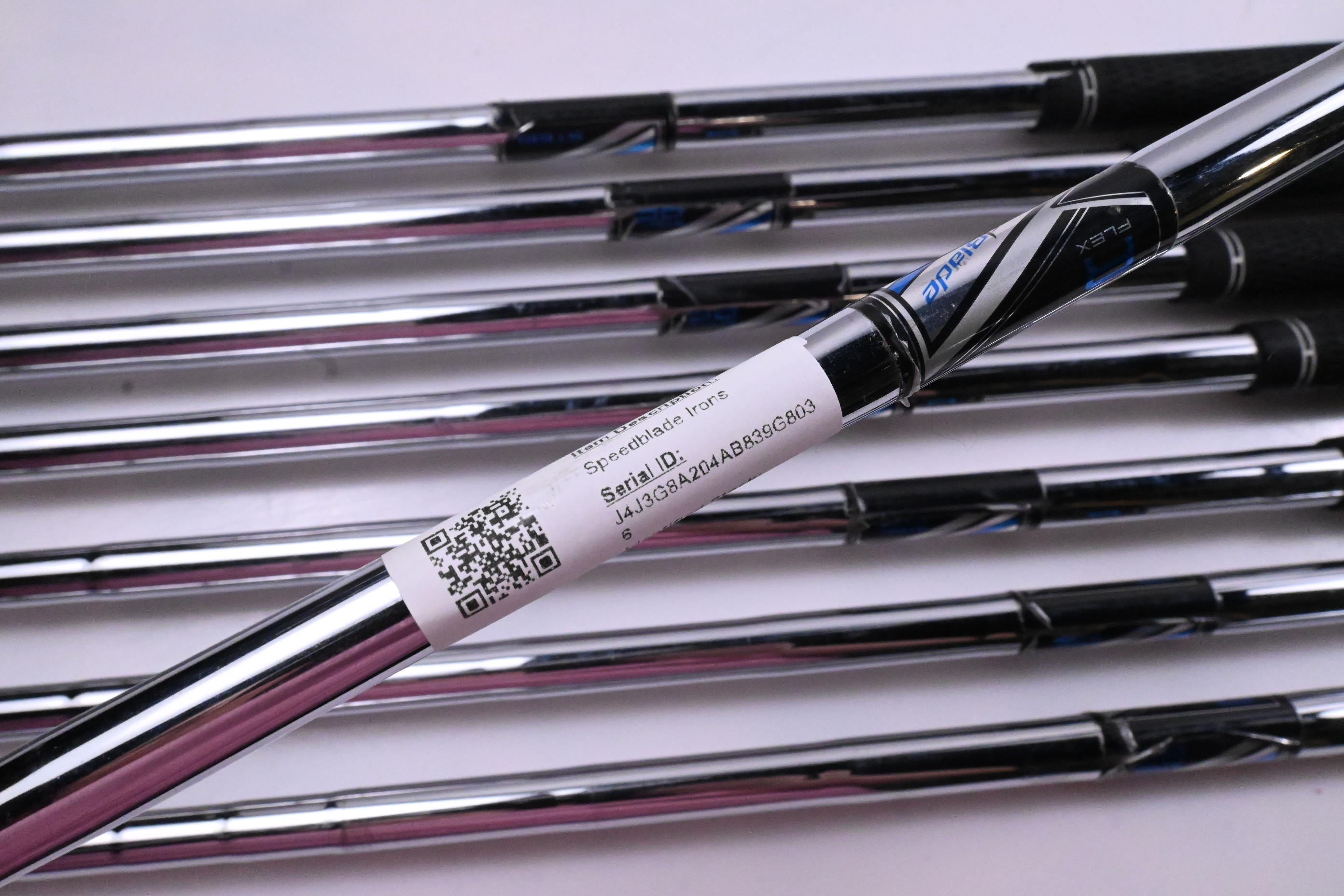 Taylormade Speedblade Irons / 4-PW+SW / Regular Flex Speedblade 85 Shafts