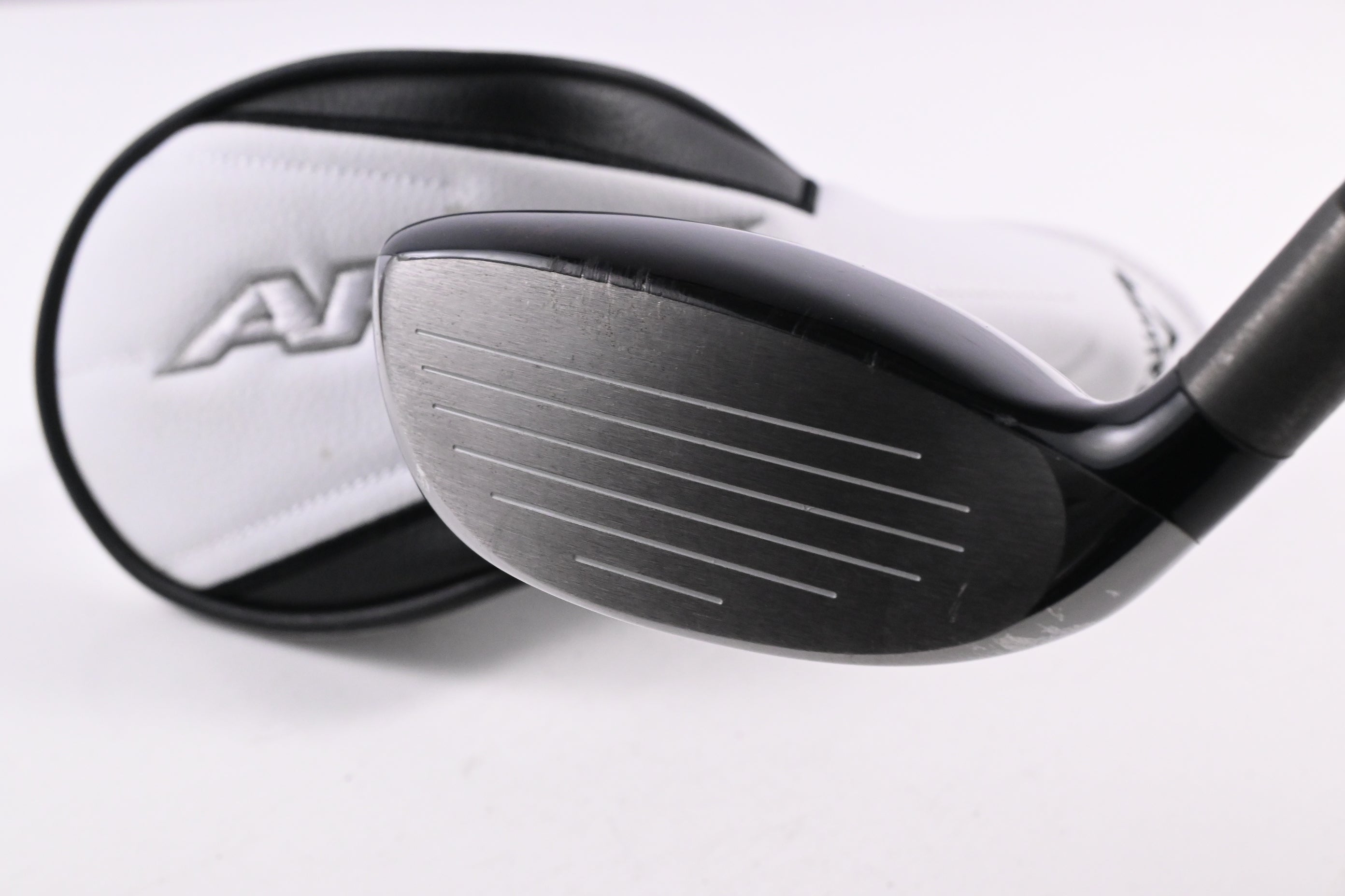 Callaway Apex UW 24 #2 Hybrid / 17 Degree / Stiff Flex Tensei AV Blue 65 Shaft