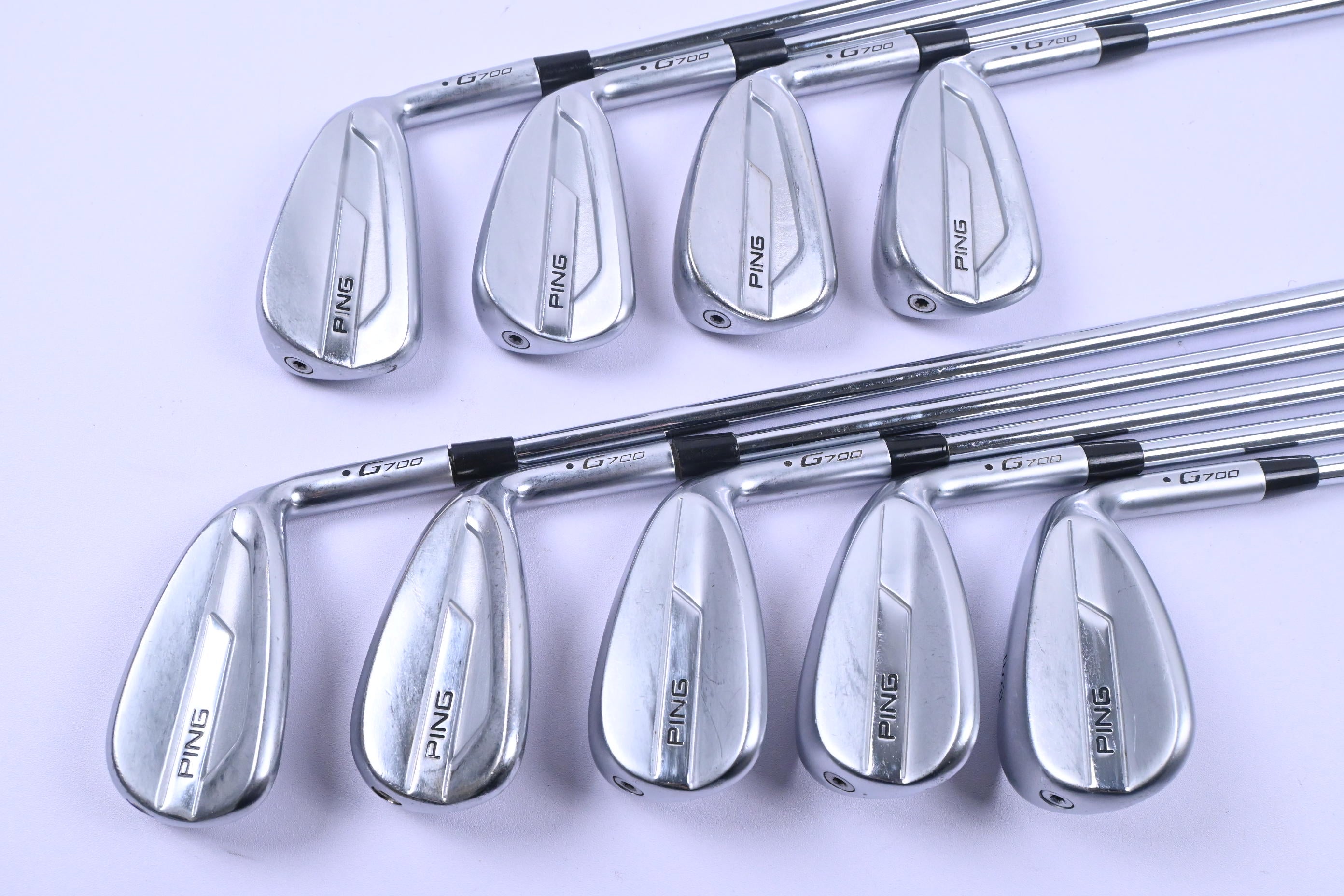 Ping G700 Irons / 4-PW+GW+SW / Black Dot / Regular Flex Ping AWT 2.0 Shafts