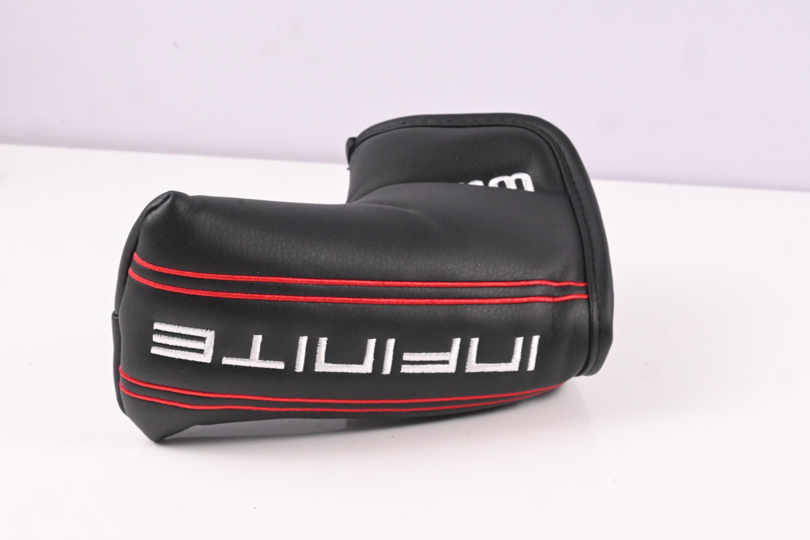 Wilson Infinite 2024 Windy City Putter / 34 Inch