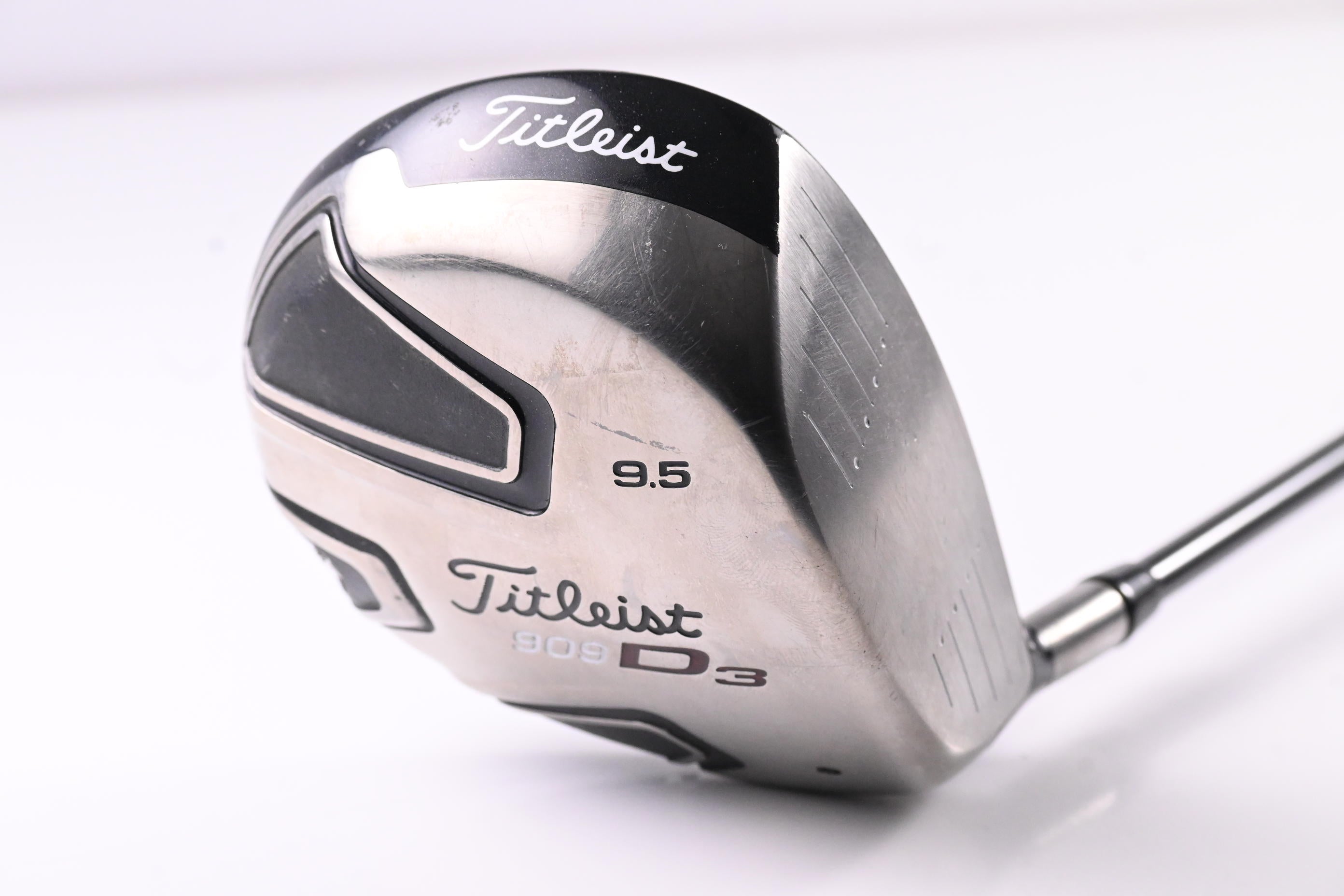 Titleist 909 D3 Driver / 9.5 Degree / Stiff Flex Grafalloy Prolaunch Red Shaft