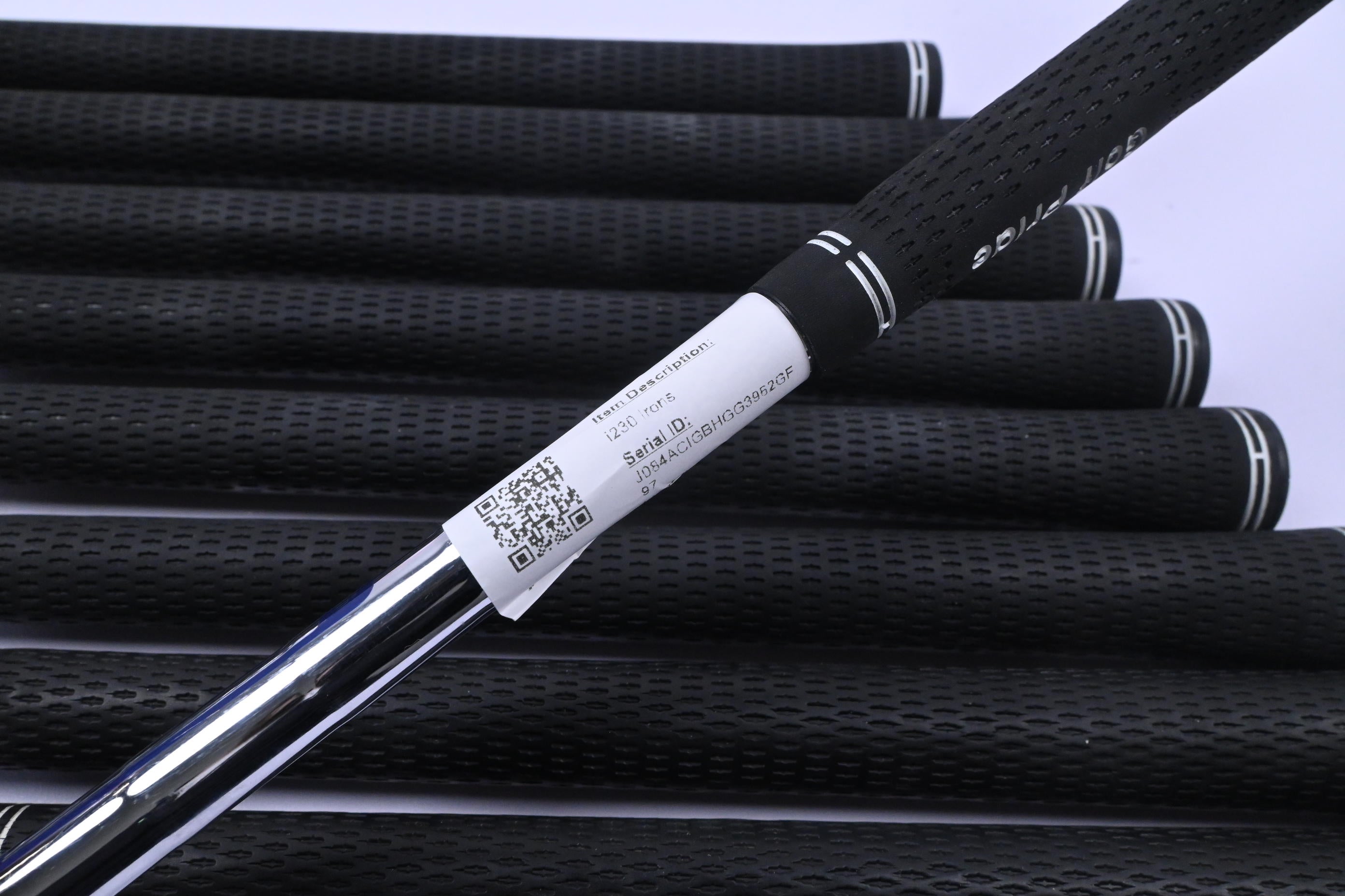 Ping G700 Irons / 4-PW+GW+SW / Black Dot / Regular Flex Ping AWT 2.0 Shafts