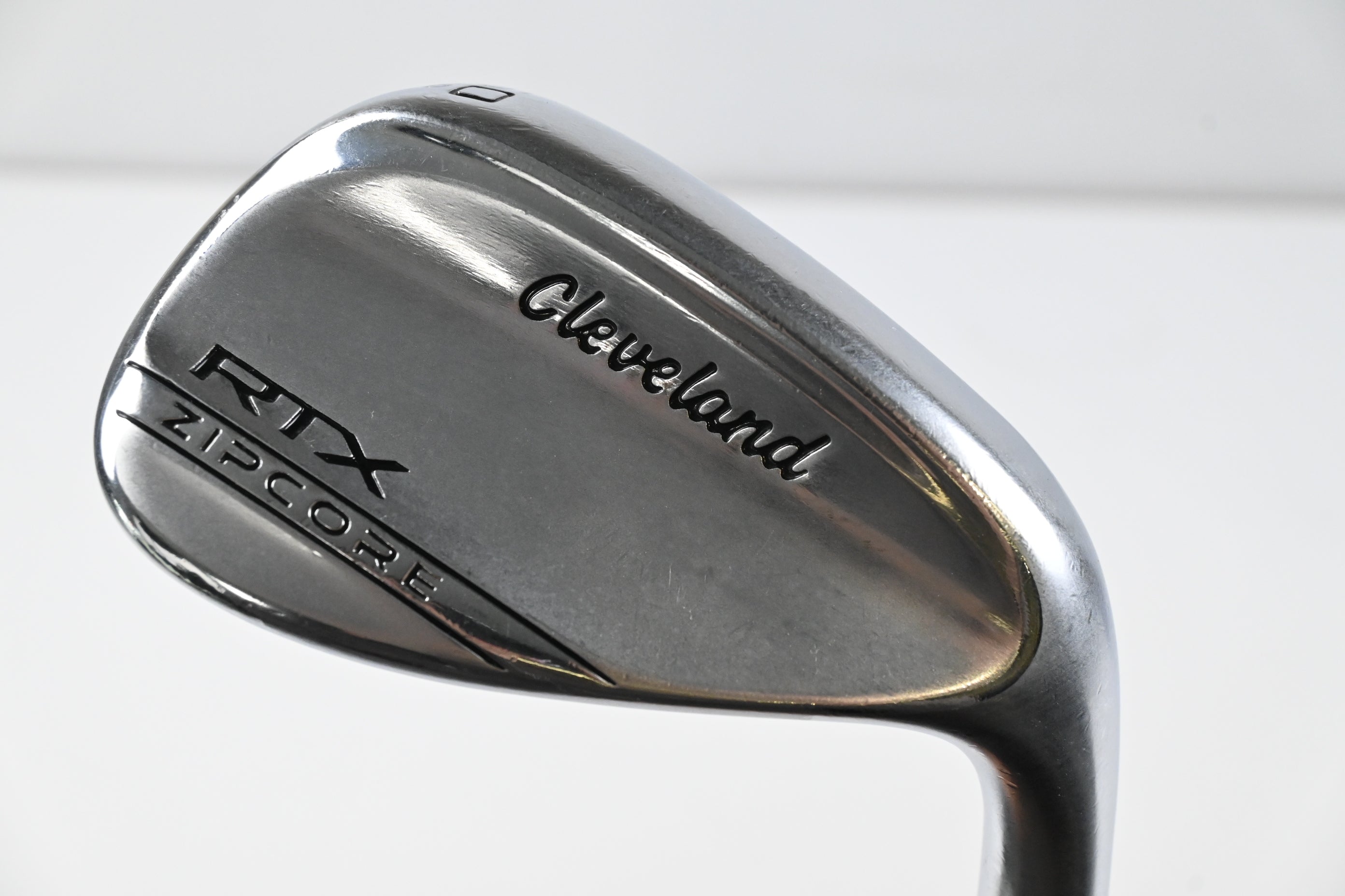 Cleveland RTX ZipCore Sand Wedge / 54 Degree / Wedge Flex Dynamic Gold Spinner