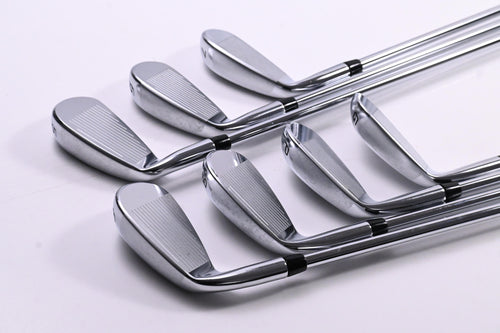 Cobra King F7 Irons / 5-PW+GW / Regular Flex Cobra Shafts