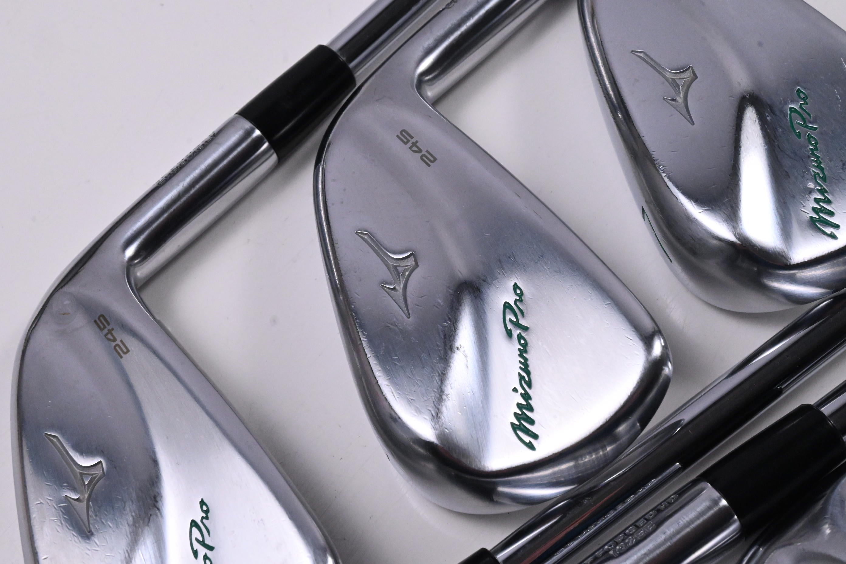 Mizuno Pro 245 Irons / 5-PW+GW / Stiff Flex Dynamic Gold 95 S200 Shafts