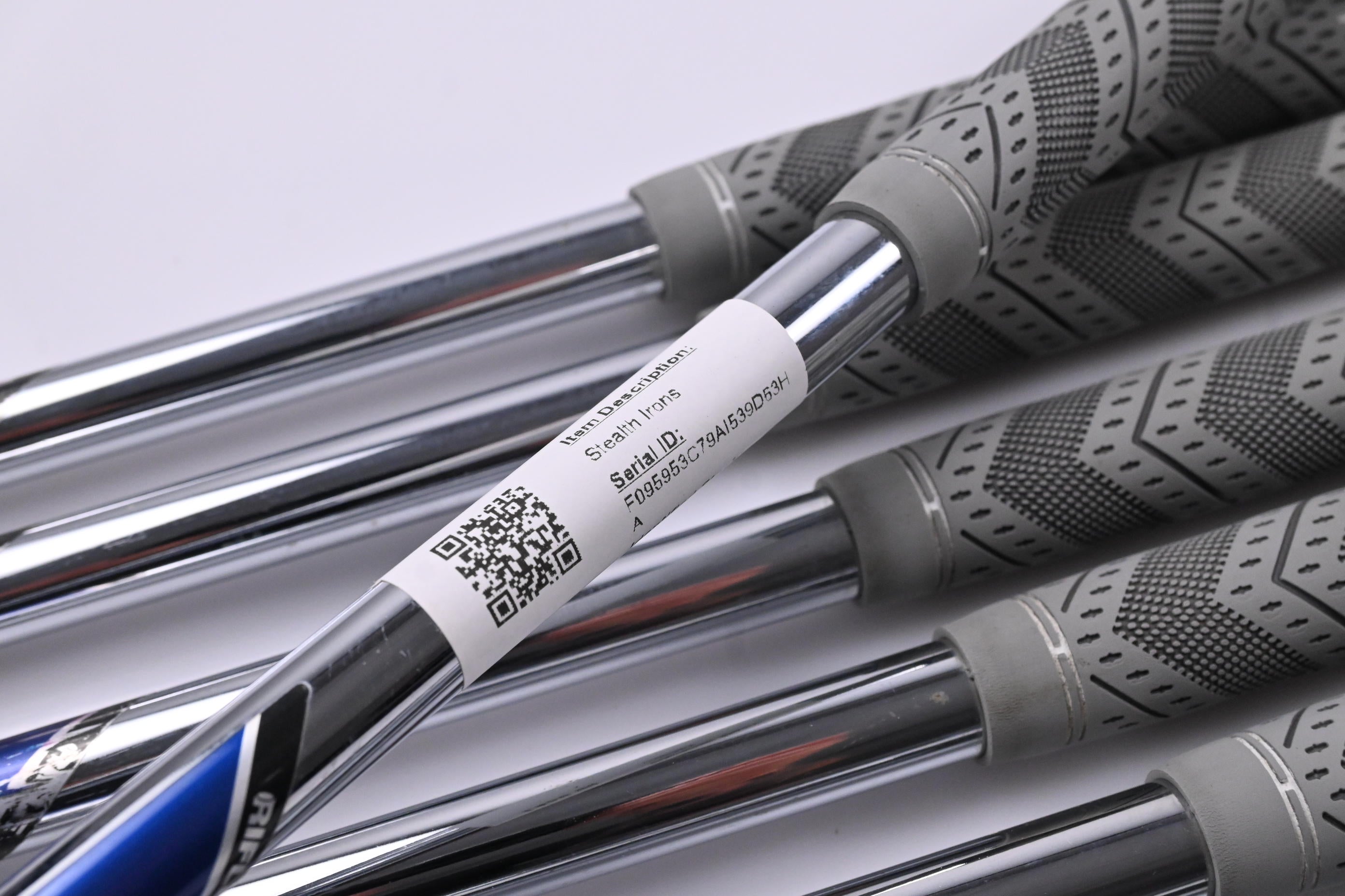 Taylormade Stealth Irons / 5-PW+AW / Stiff Flex Project X Shafts