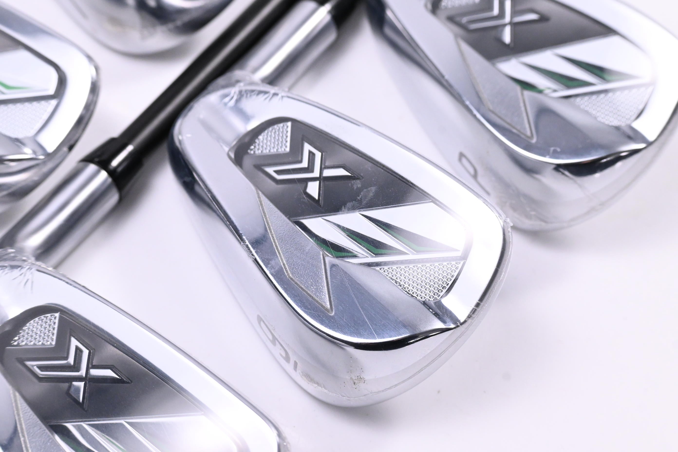 XXIO X 2022 Irons / 6-PW / Stiff Flex Miyazaki AX-II 59 Shafts
