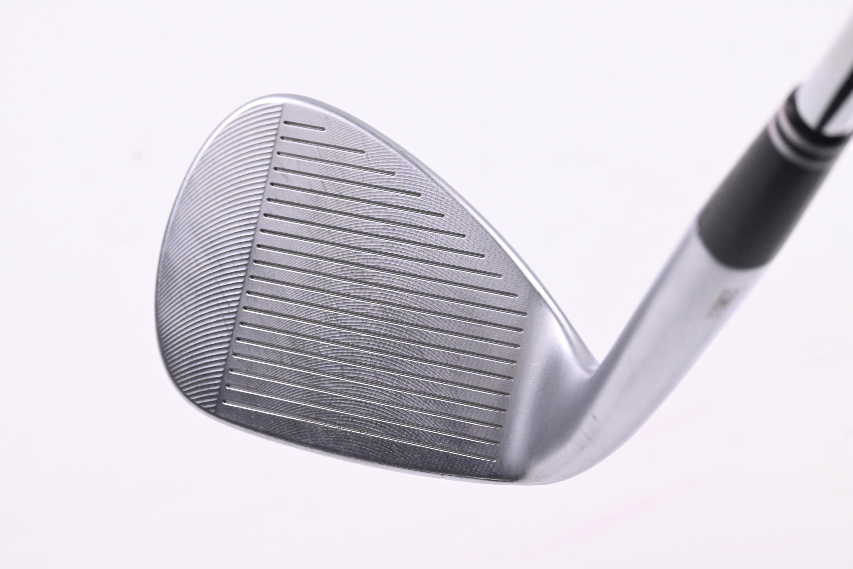 Cleveland CBX Zipcore Gap Wedge / 52 Degree / Wedge Flex Dynamic Gold Spinner