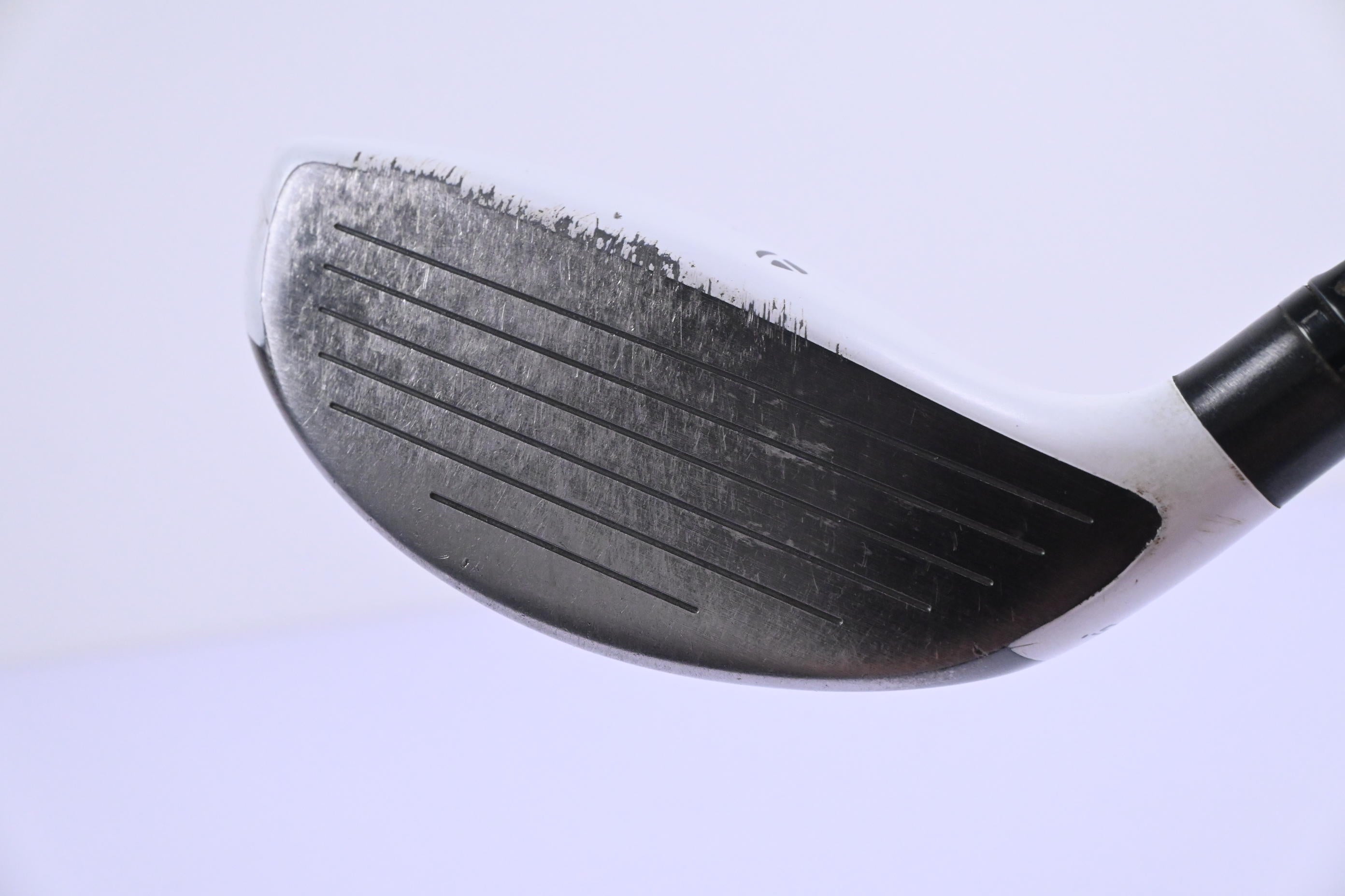TaylorMade R11 #3 Wood / 15.5 Degree / Regular Flex Fujikura Blur 70 Shaft