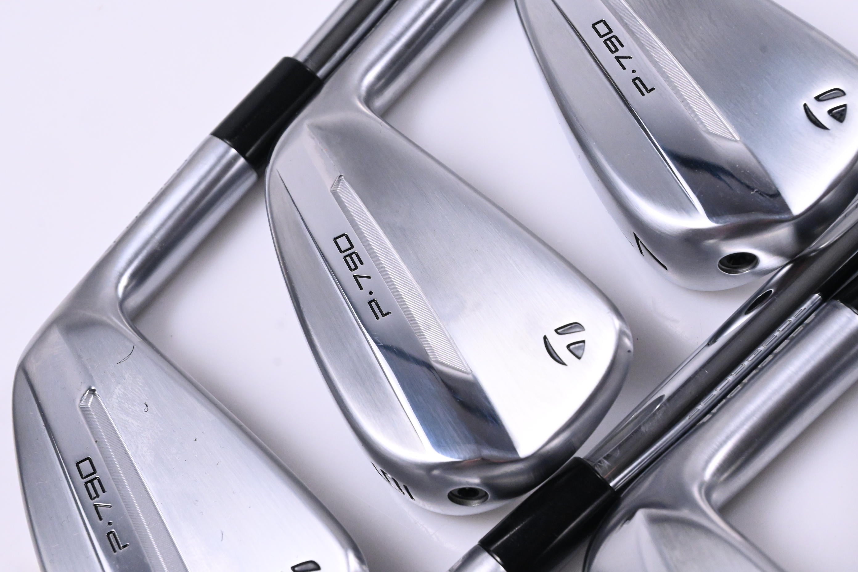 Taylormade P790 2025 Irons / 5-PW / Regular Flex N.S.Pro Modus3 Tour 105 Shafts