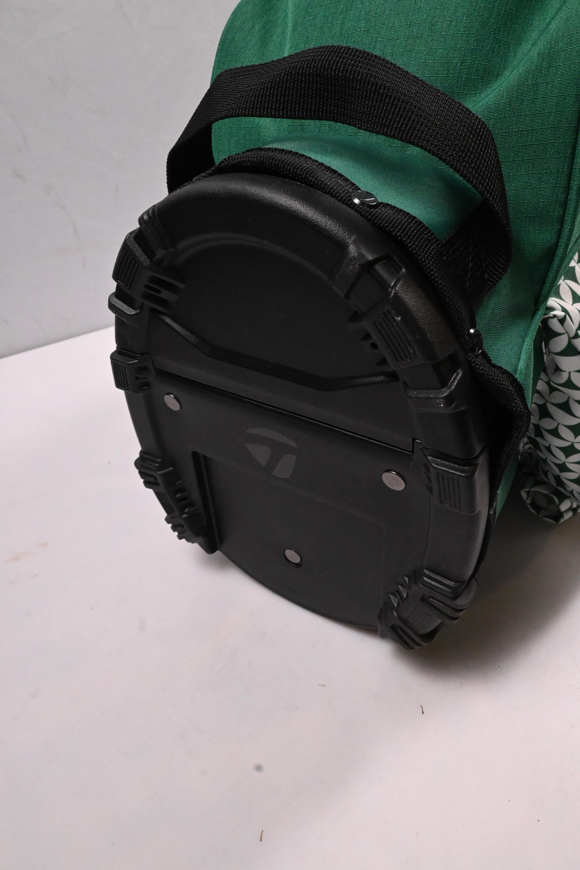 Taylormade Flex Tech Heritage Icon Stand Bag / 4-Way Divider / Green, WHite