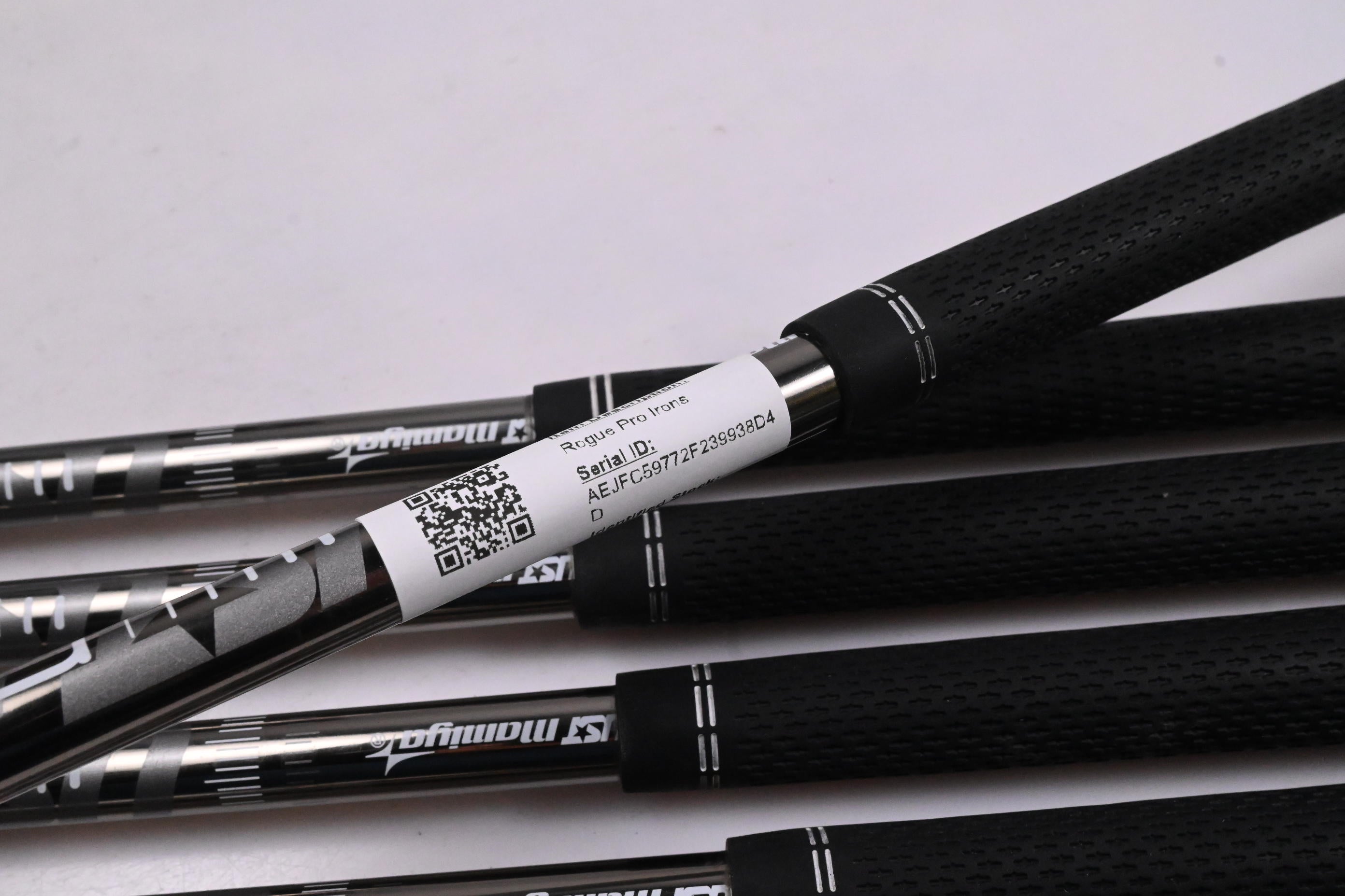 Callaway Rogue Pro Irons / 5-PW+GW / Regular Flex UST Recoil ES760 Shafts
