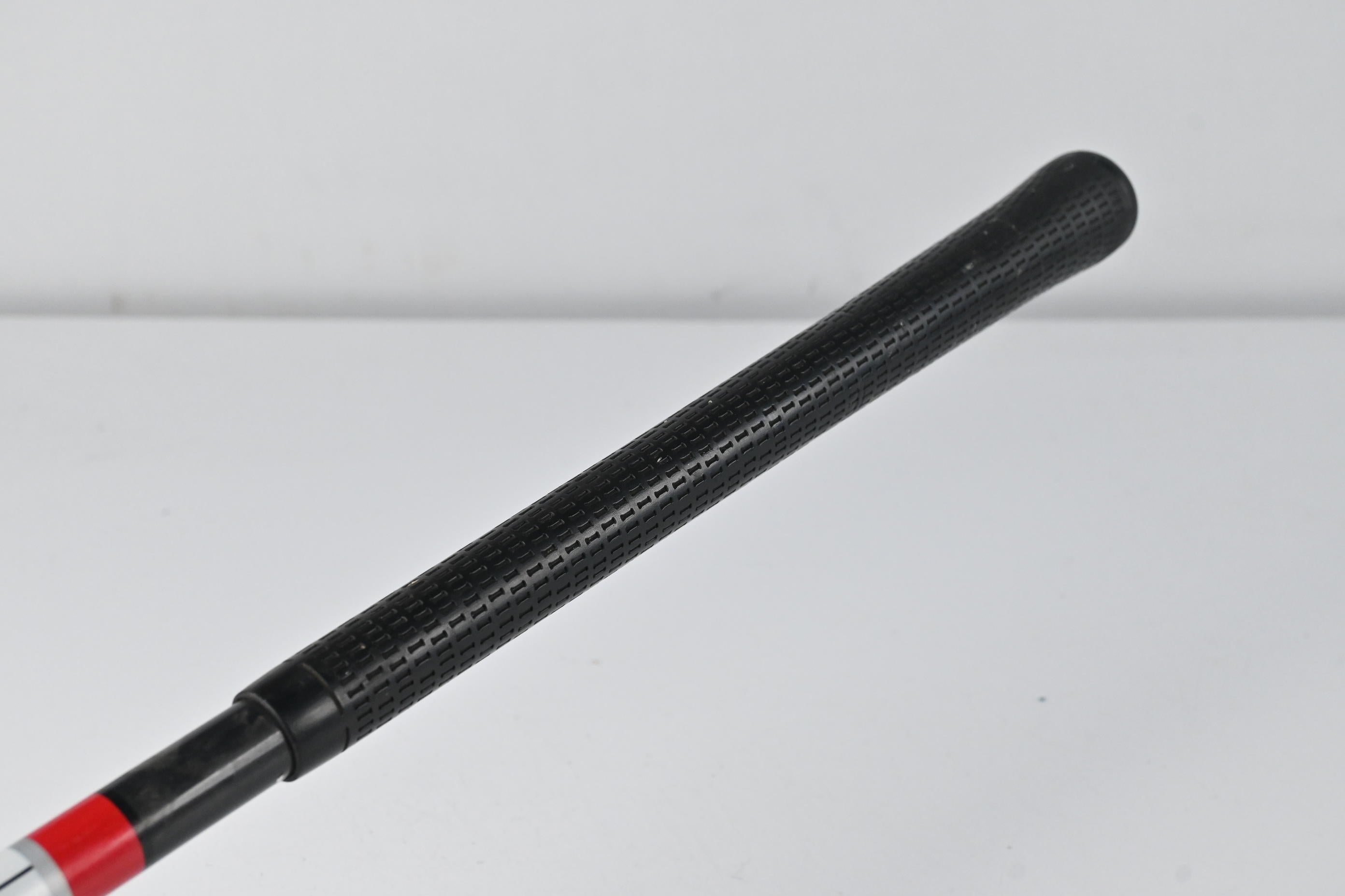 Taylormade R11 #3 Wood / 15 Degree / Regular Flex Fujikura Blur 60 Shaft