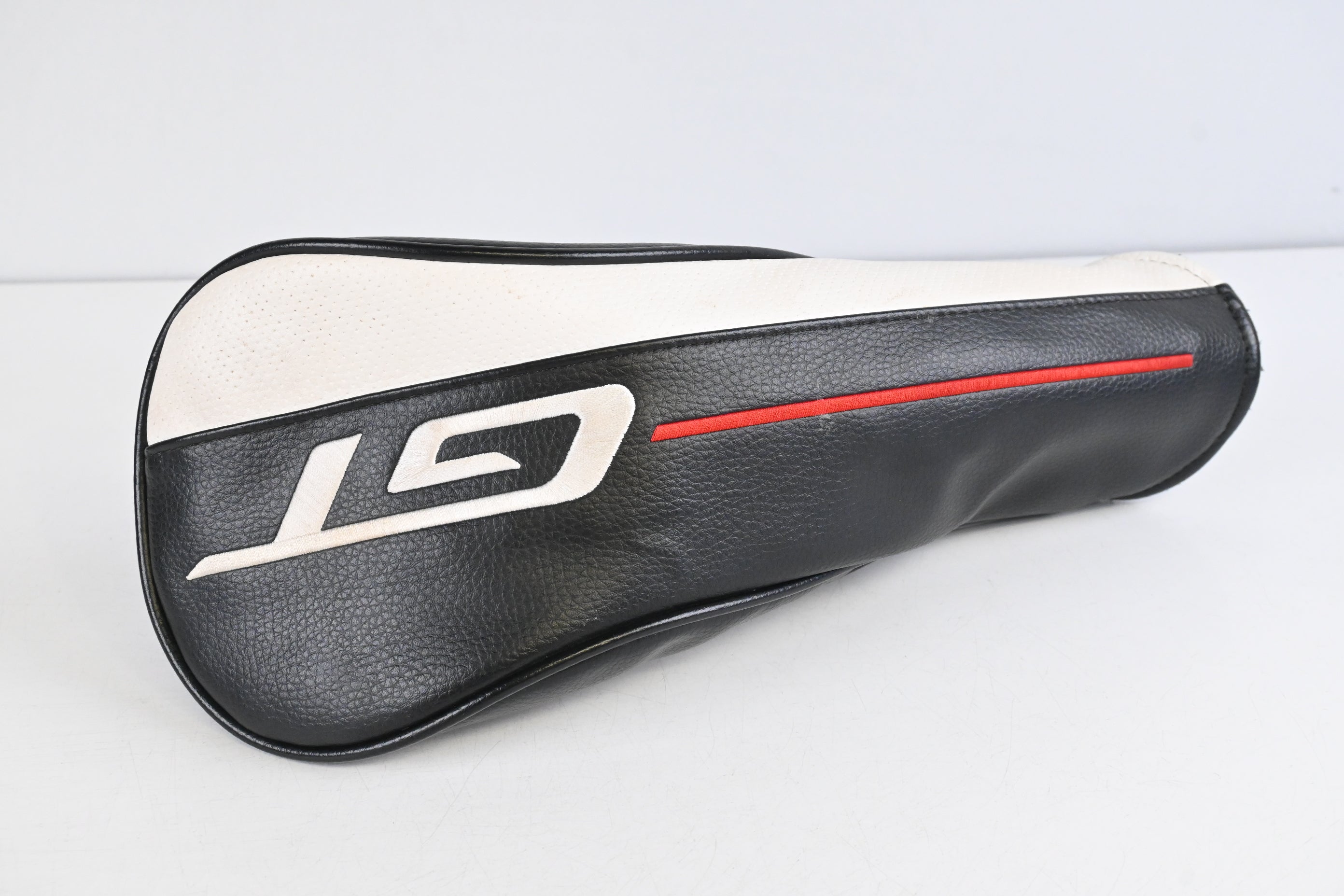 Titleist GT2 Driver / 9 Degree / Stiff Flex Tensei 1K Blue 55 Shaft
