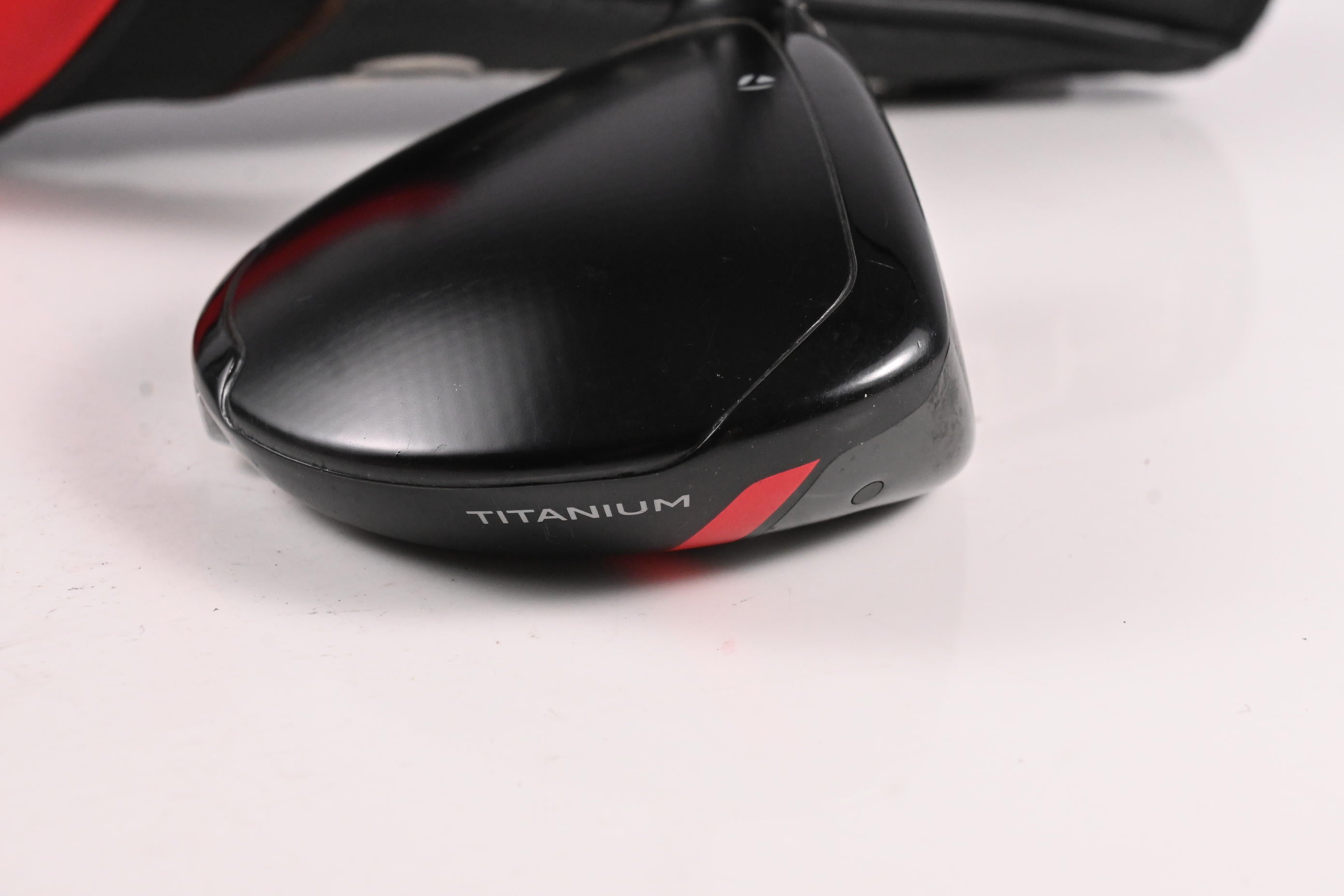 Taylormade Stealth Plus #3 Wood / 15 Degree / Regular Flex HZRDUS RDX Smoke Red