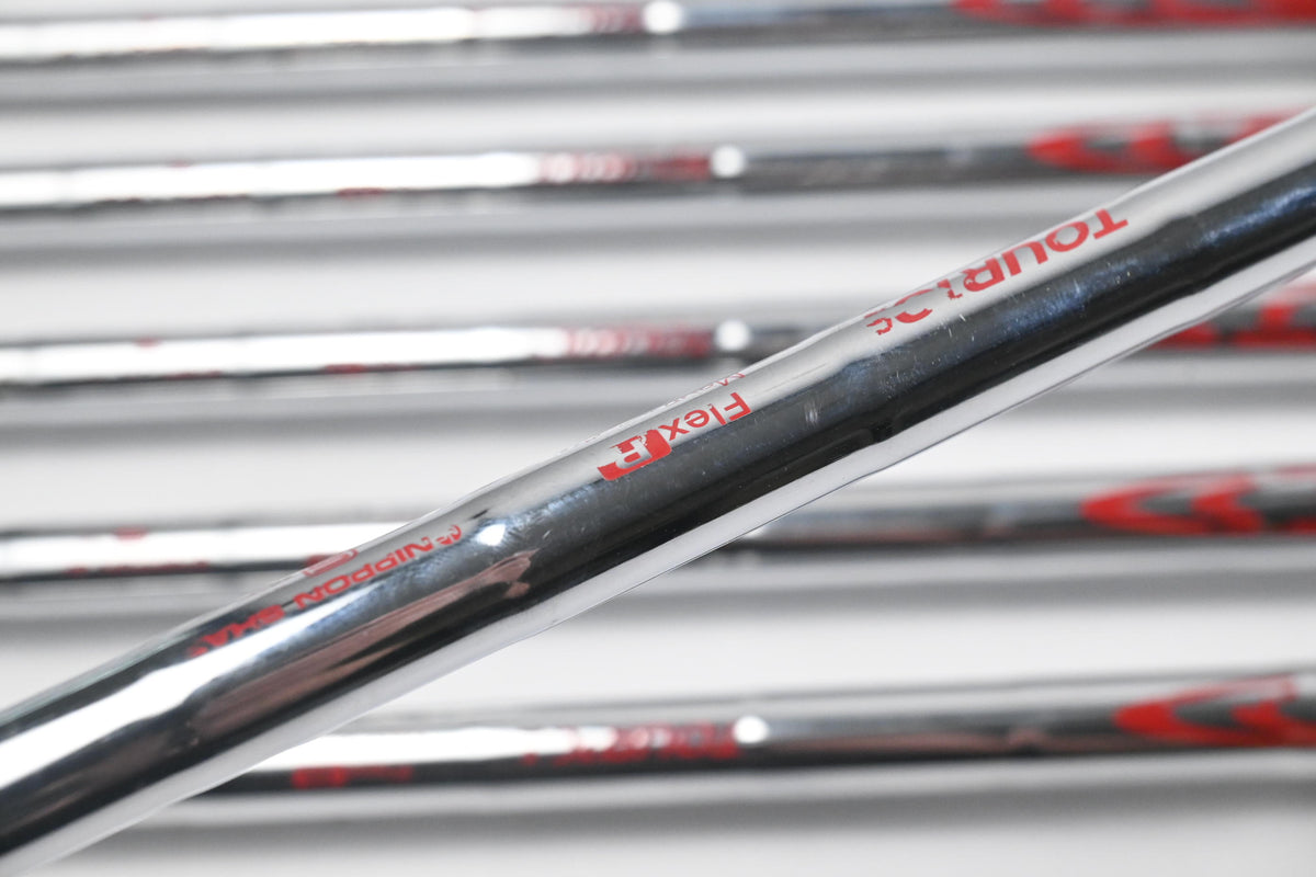 Ping G410 Irons / 5-PW+GW / Black Dot / Regular Flex N.S.Pro Modus3 Tour105