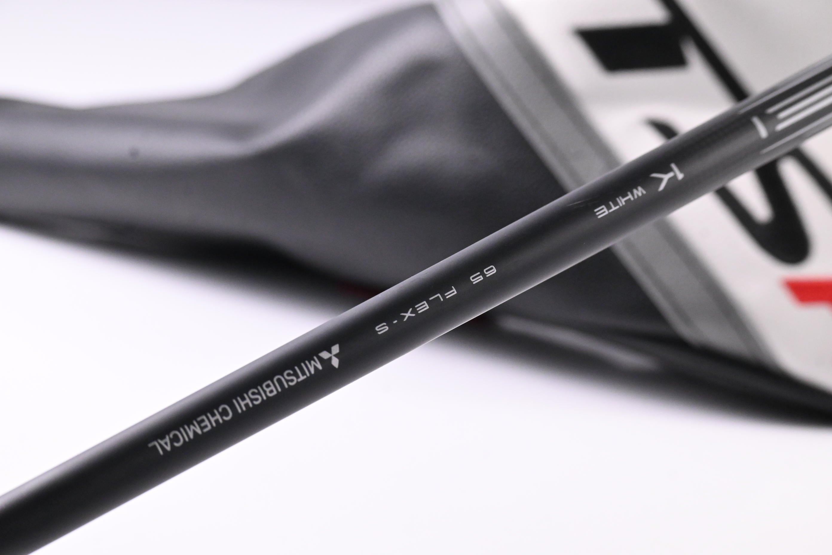Titleist TSR2 Driver / 8 Degree / Stiff Flex Mitsubishi Tensei 1K White 65 Shaft