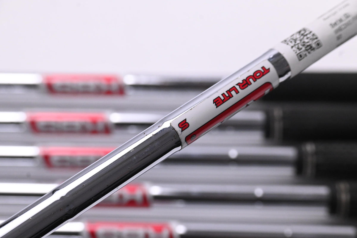 Cobra Aerojet Irons / 5-PW+SW / Stiff Flex KBS Tour Lite Shaft
