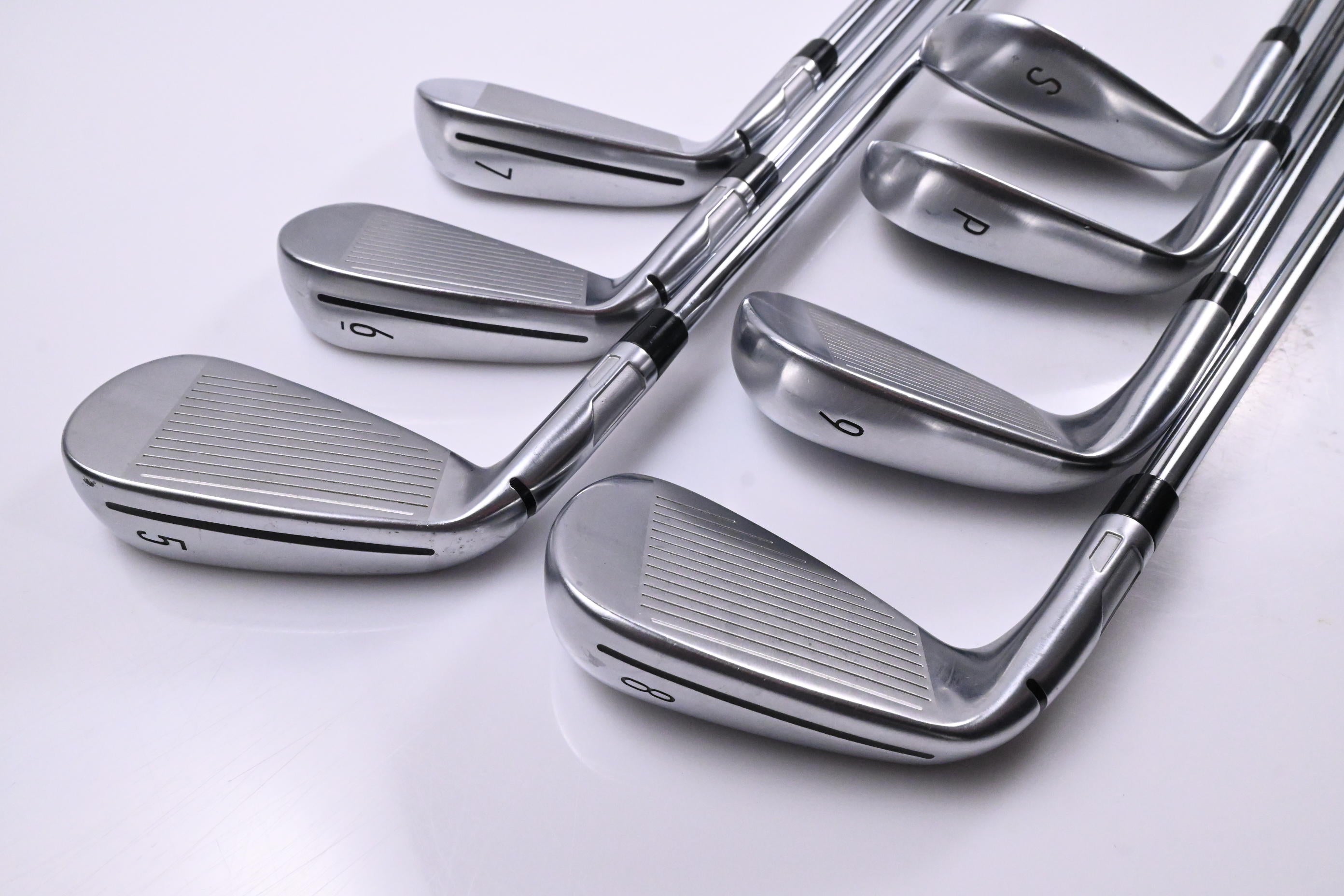 Taylormade Qi Irons / 5-PW+SW / Regular Flex KBS MAX MT 85 Shafts