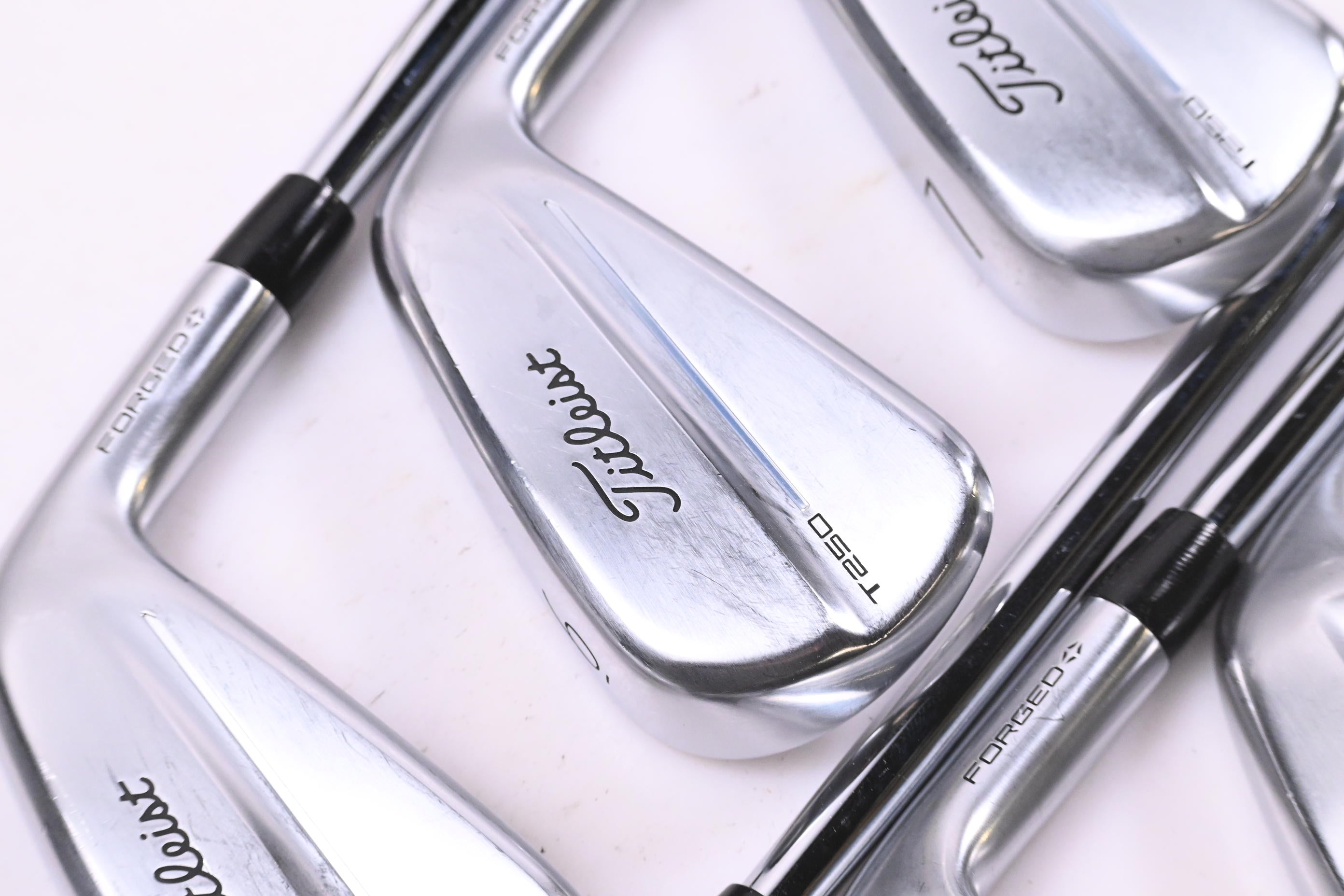 Titleist T250 2025 Irons / 5-PW+48° / Stiff Flex N.S.Pro 850GH Shafts
