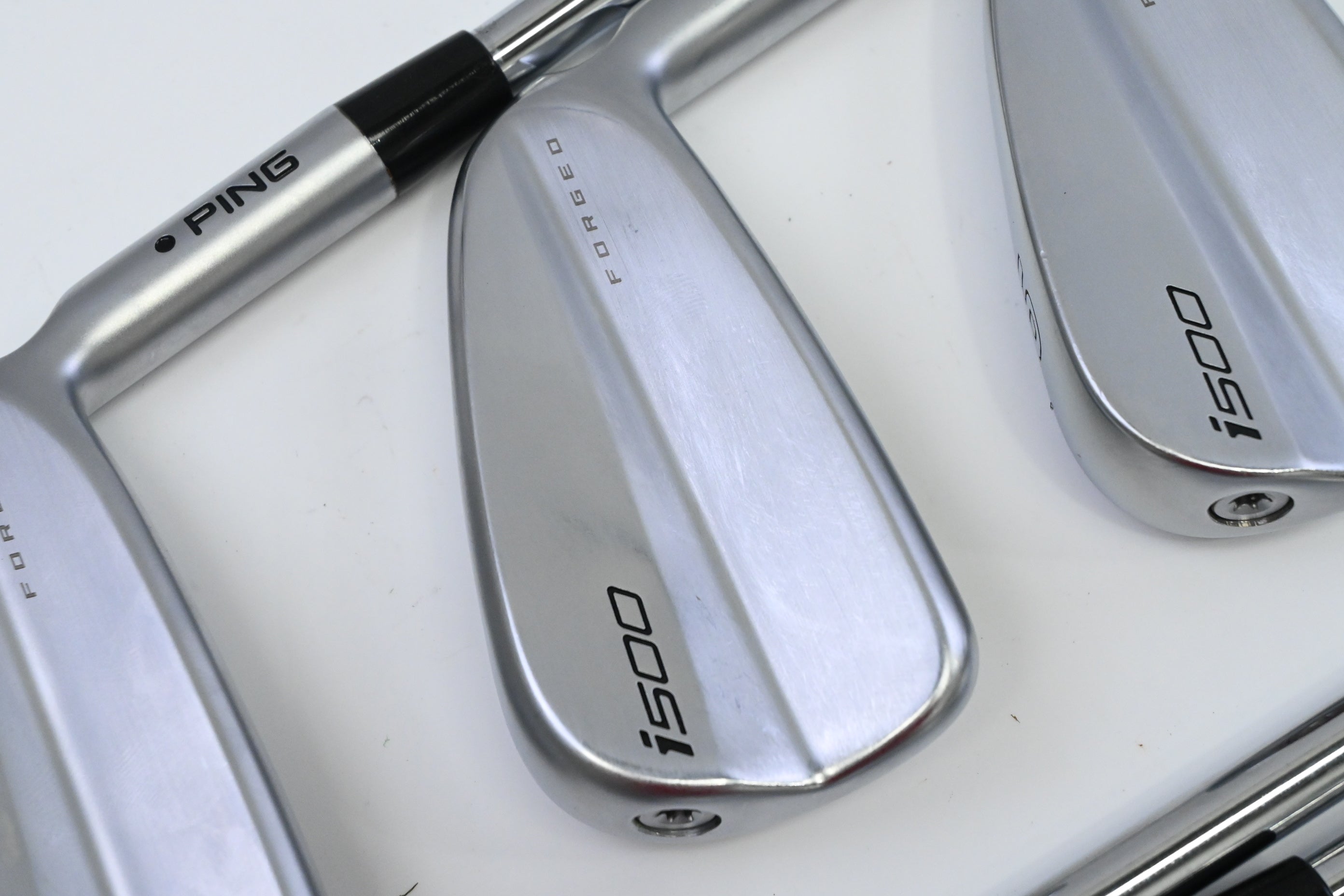 Ping i500 Irons / 4-PW / Black Dot / Regular Flex Ping AWT 2.0 Shafts