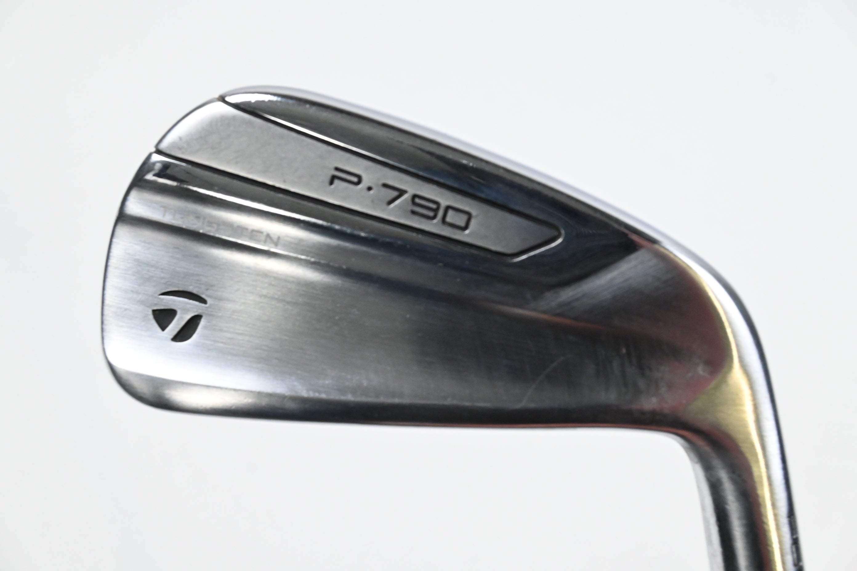 Taylormade P790 UDI 2019 #2 Iron / 17 Degree / Stiff Flex HZRDUS Smoke 90