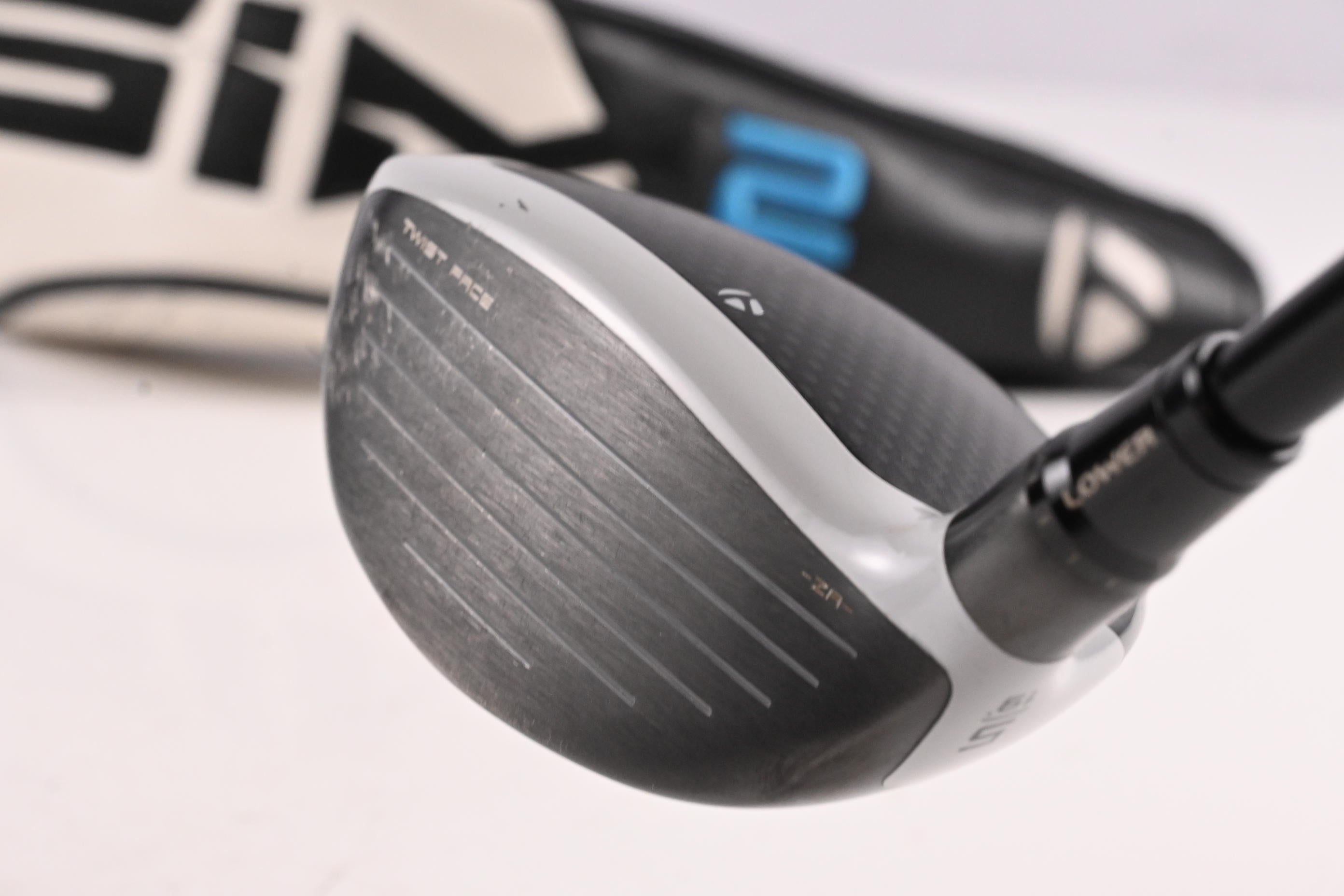 Taylormade SIM2 Ti #5 Wood / 19 Degree / Regular Flex Tensei AV Raw Blue 65