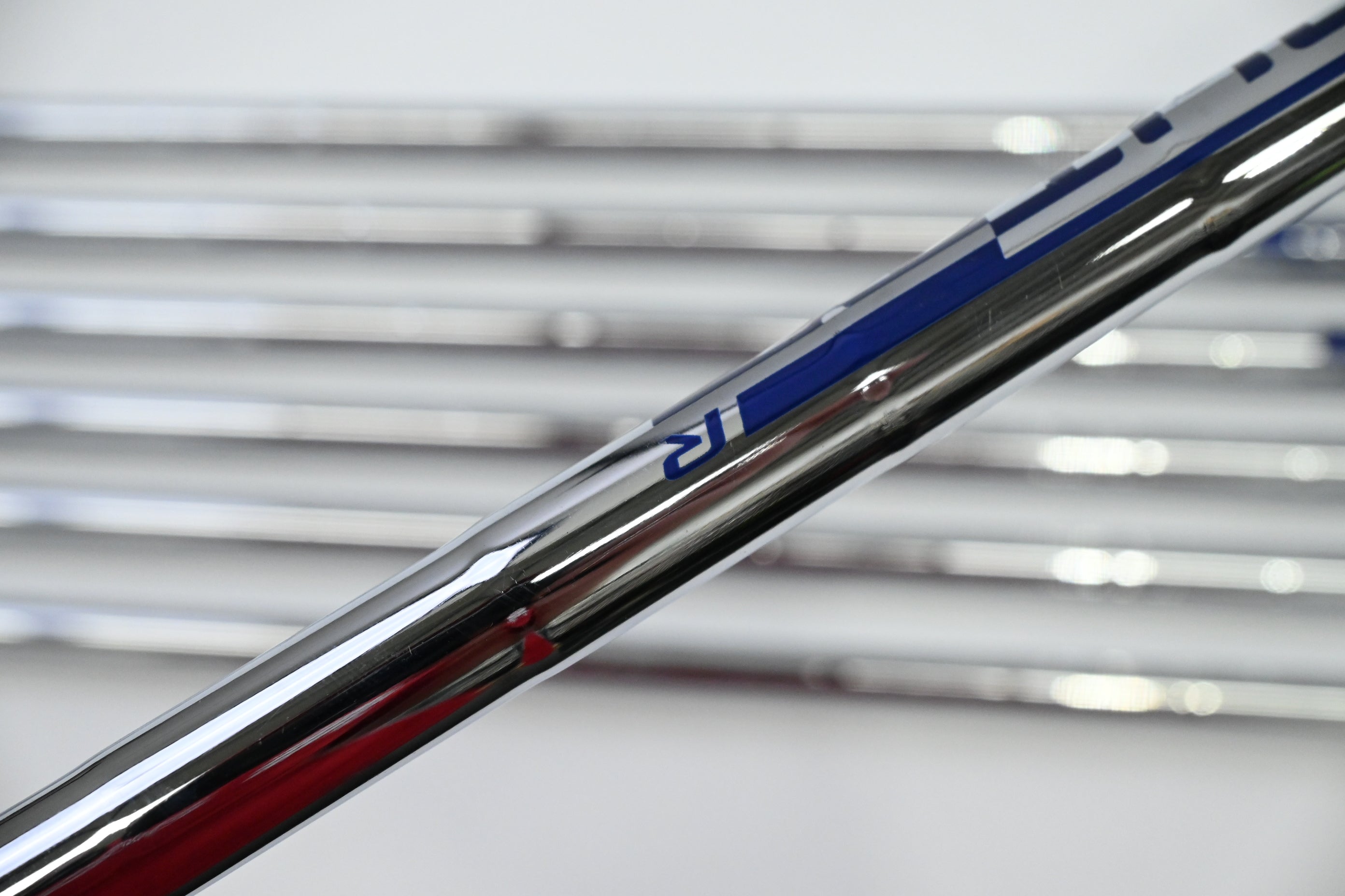 Ping i500 Irons / 4-PW / Black Dot / Regular Flex Ping AWT 2.0 Shafts