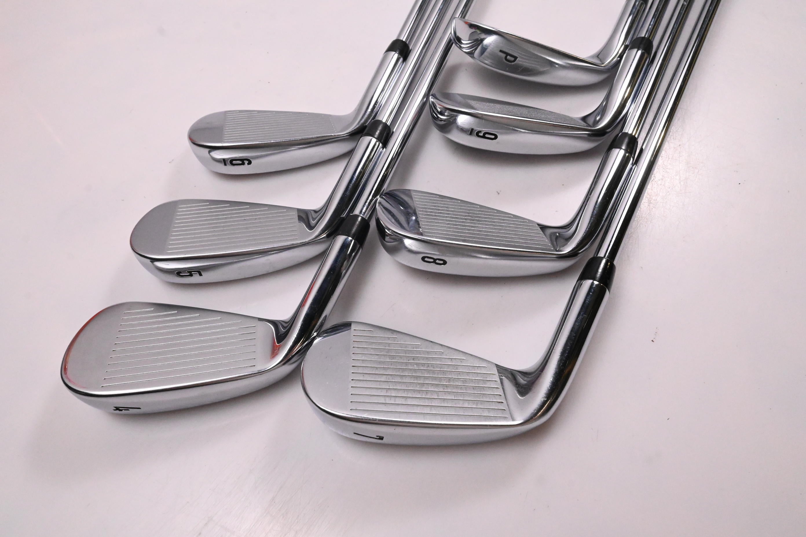 Callaway Mavrik Pro Irons / 4-PW / Stiff Flex Elevate 105 Shafts