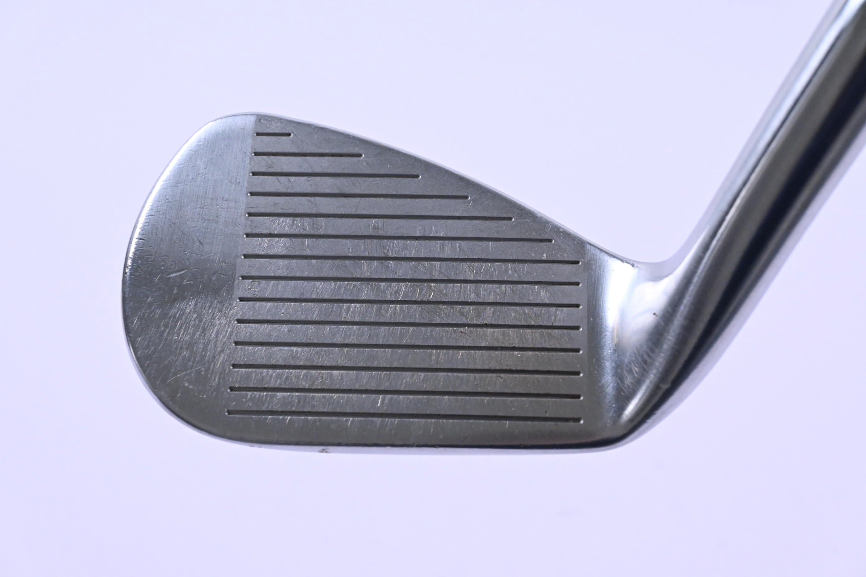 Titleist 620 MB Pitching Wedge / 47 Degree / Stiff Flex AMT White S300