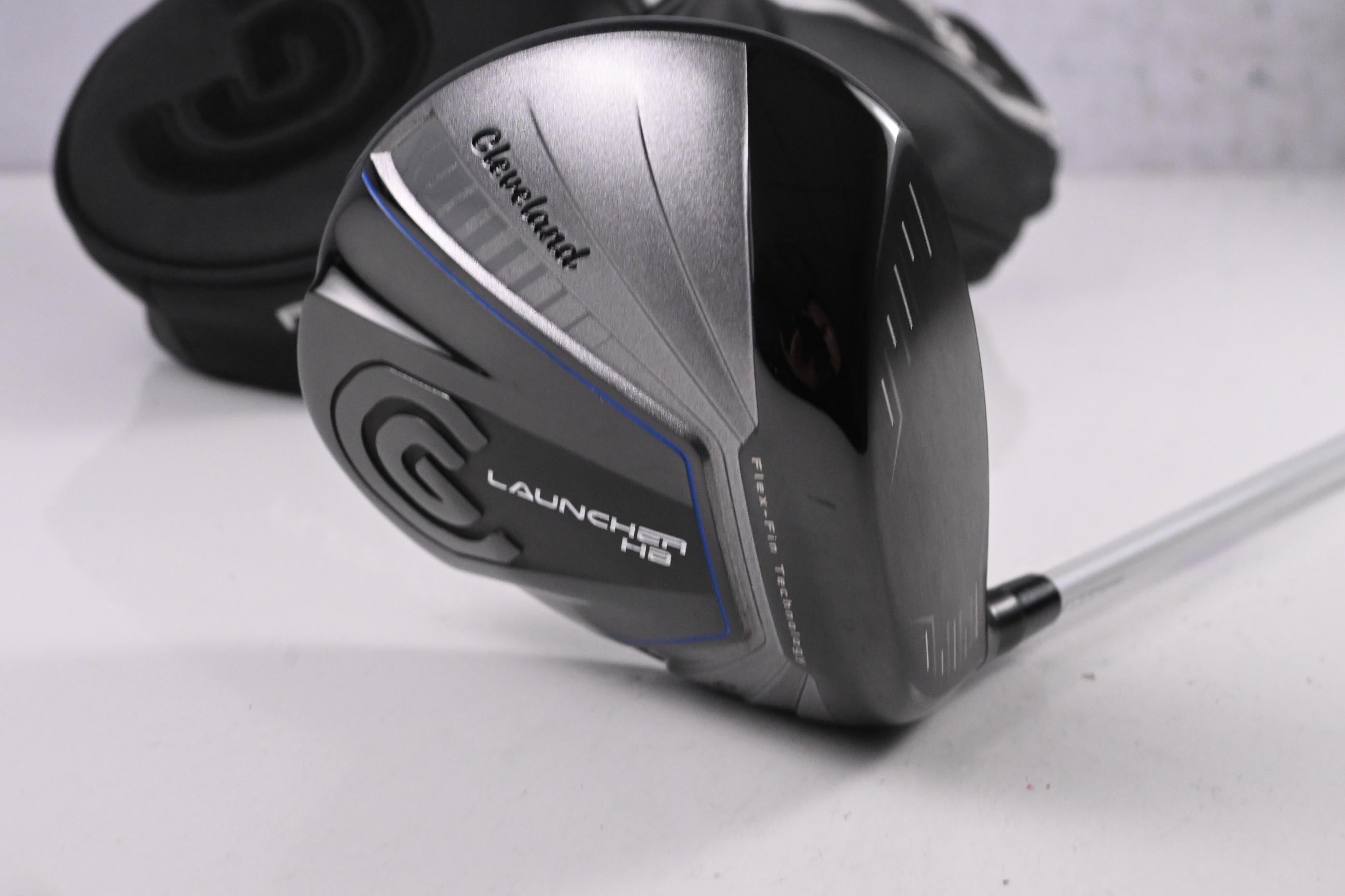 Cleveland Launcher HB Driver / 10.5 Degree / Regular Flex Miyazaki C.Kua 5 Shaft