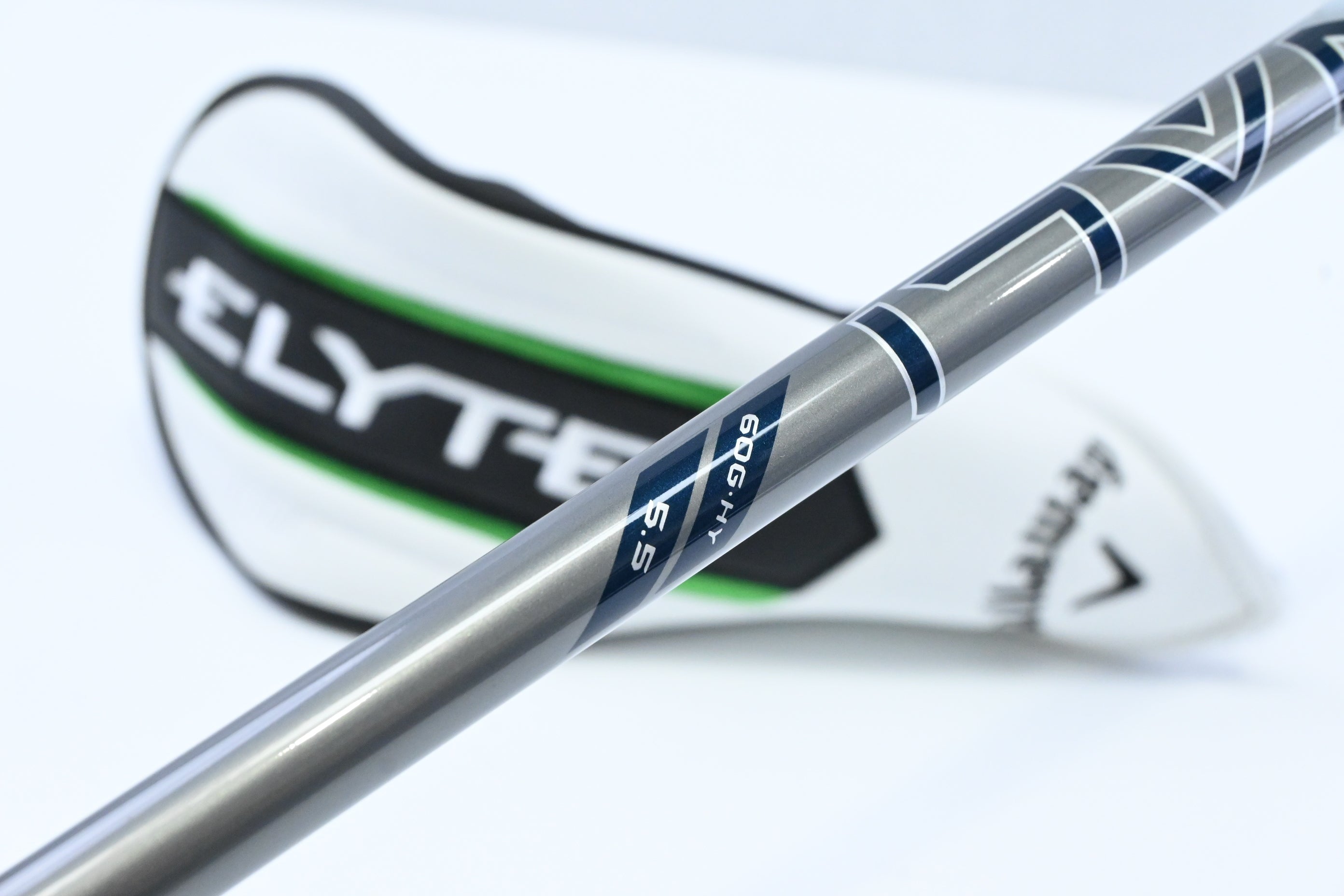 Callaway Elyte #4 Hybrid / 22 Degree / Regular Flex Denali Charcoal 60 Shaft