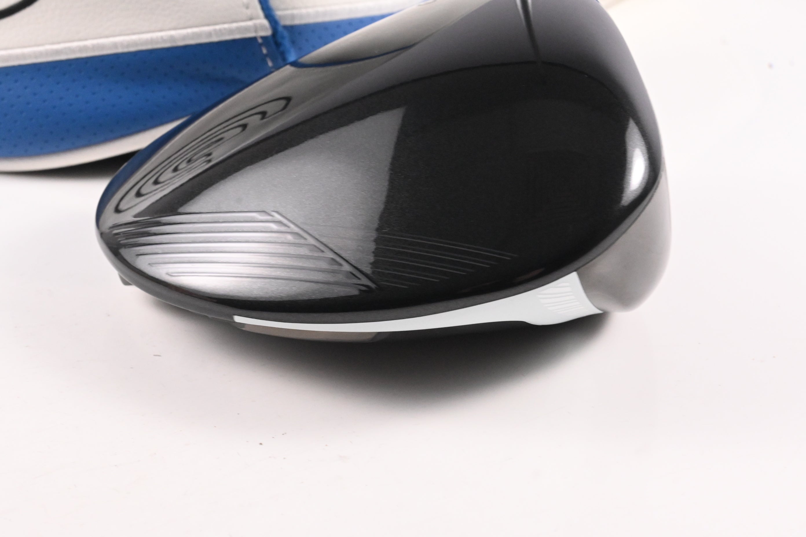 Ladies Cleveland Launcher XL 2 Draw Driver / 10.5 Degree / Ladies Flex Aldila