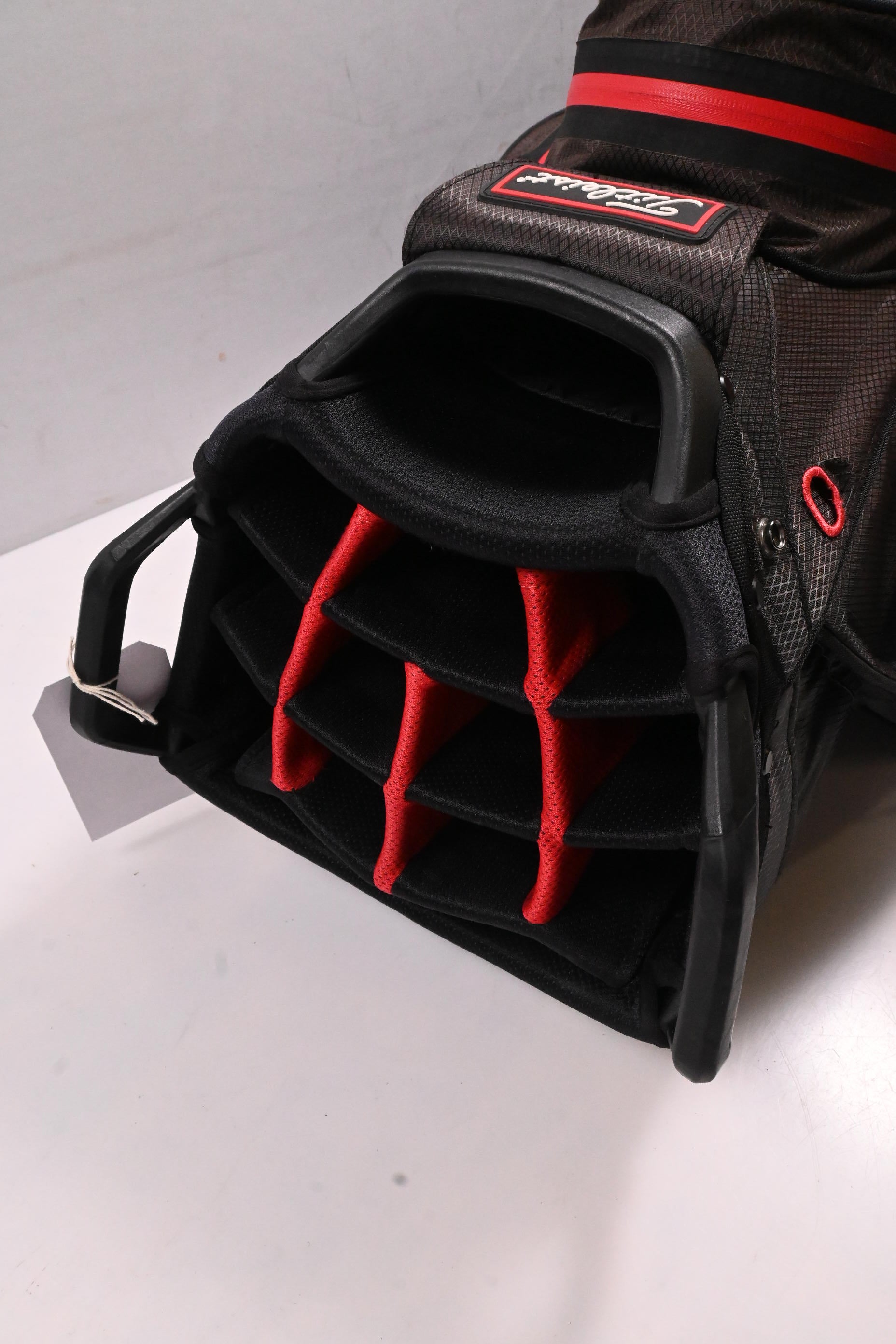 Titleist StaDry Cart Bag / 14-Way Divider / Black, Red