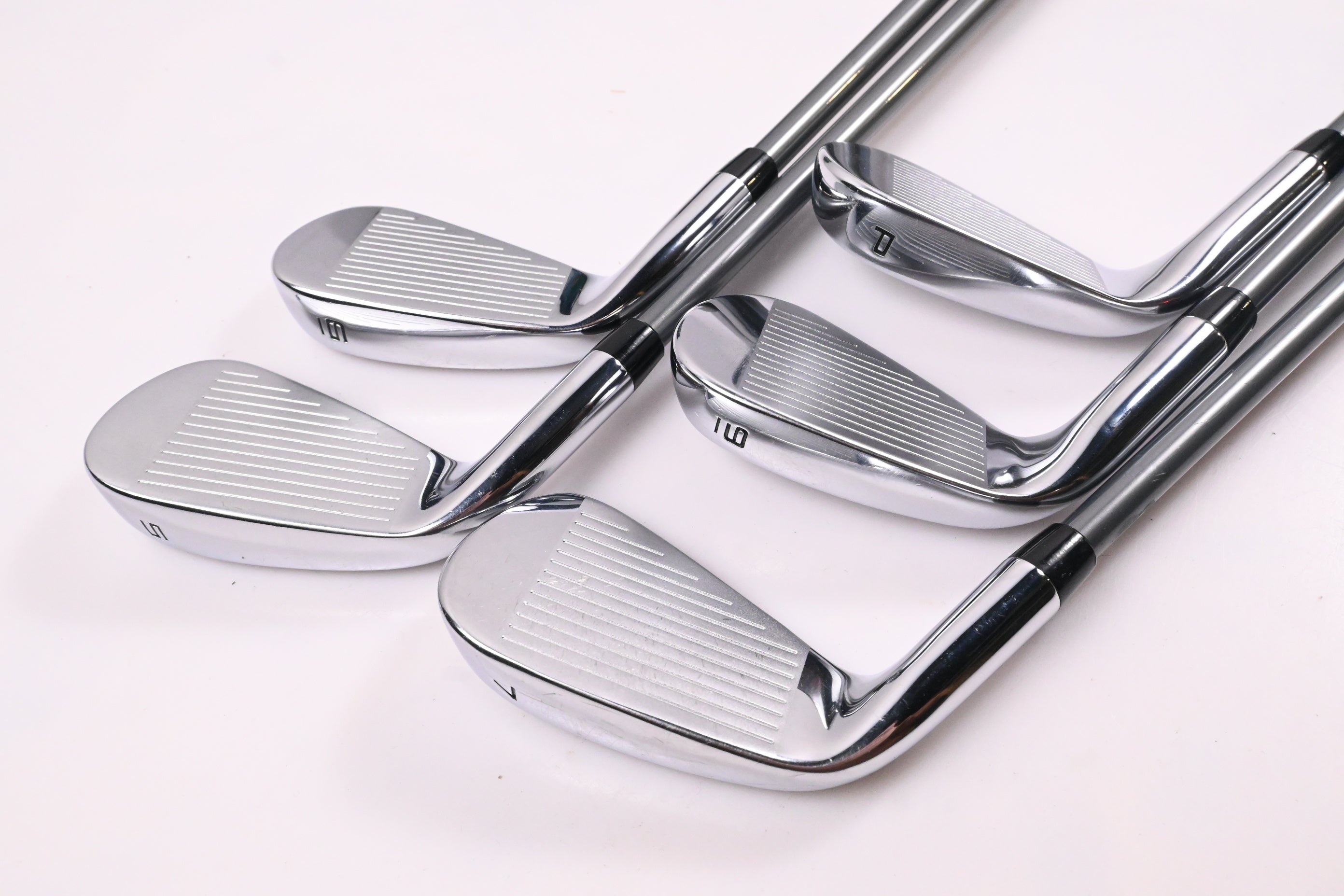 Callaway Elyte Irons / 5-PW / Regular Flex Denali Charcoal 65 / No #8 Iron