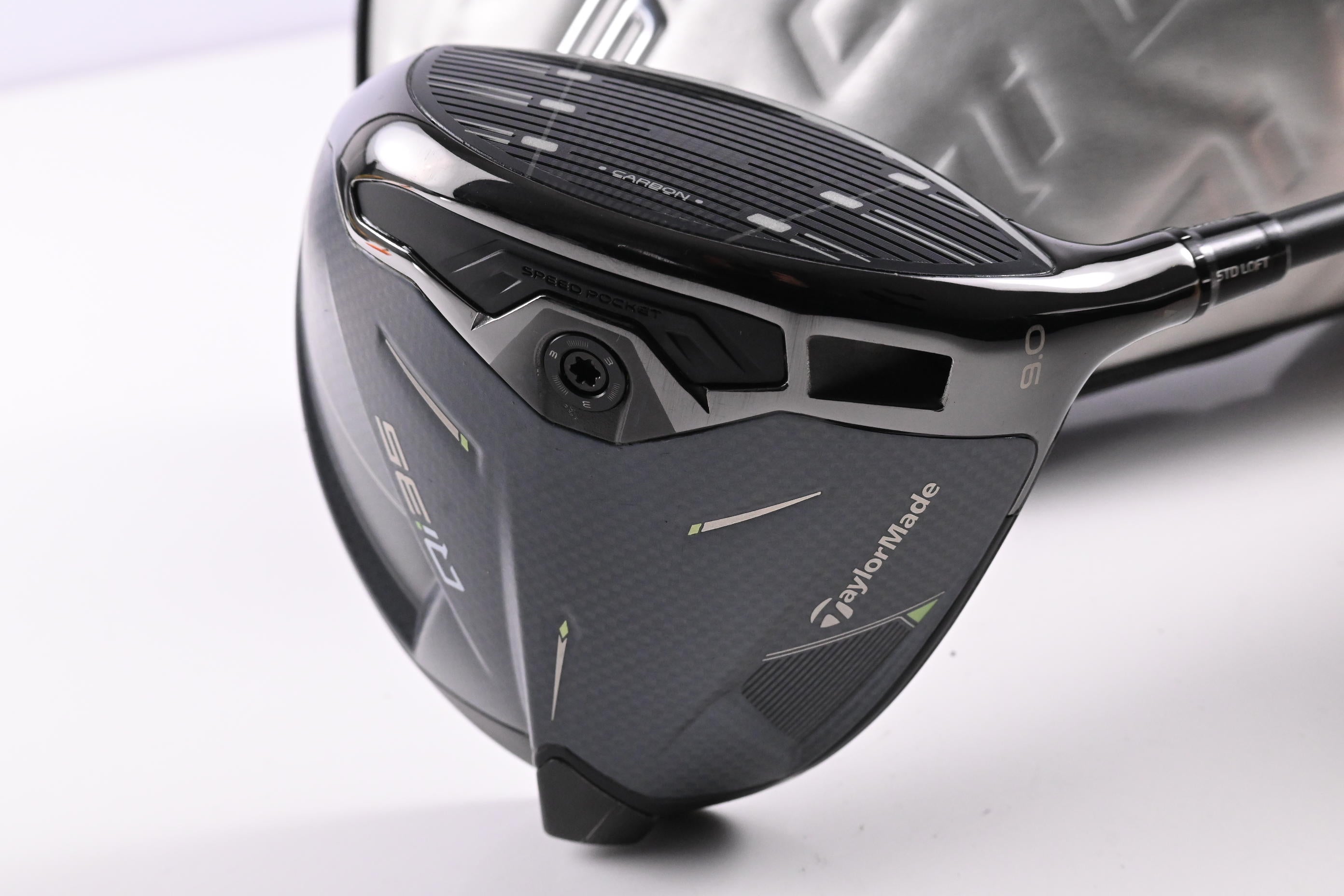 Taylormade Qi35 Driver / 9 Degree / Regular Flex Fujikura Ventus Blue 5 Shaft