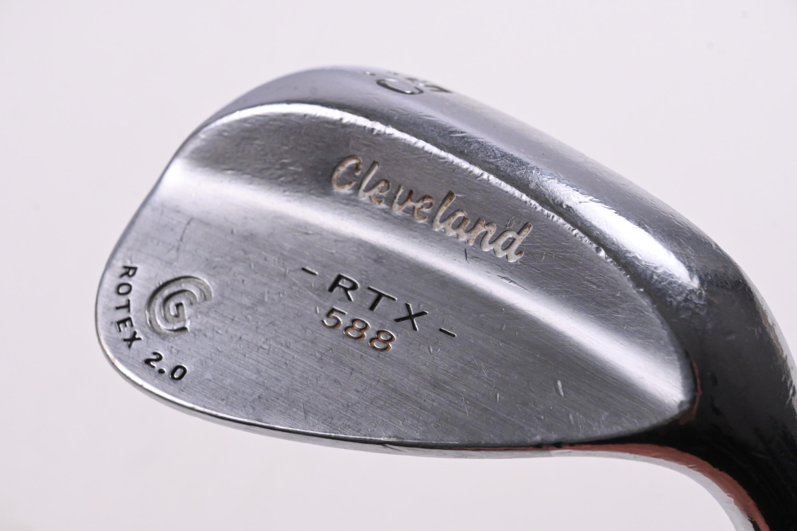 Cleveland 588 RTX Gap Wedge / 50 Degree / Wedge Flex Dynamic Gold Shaft