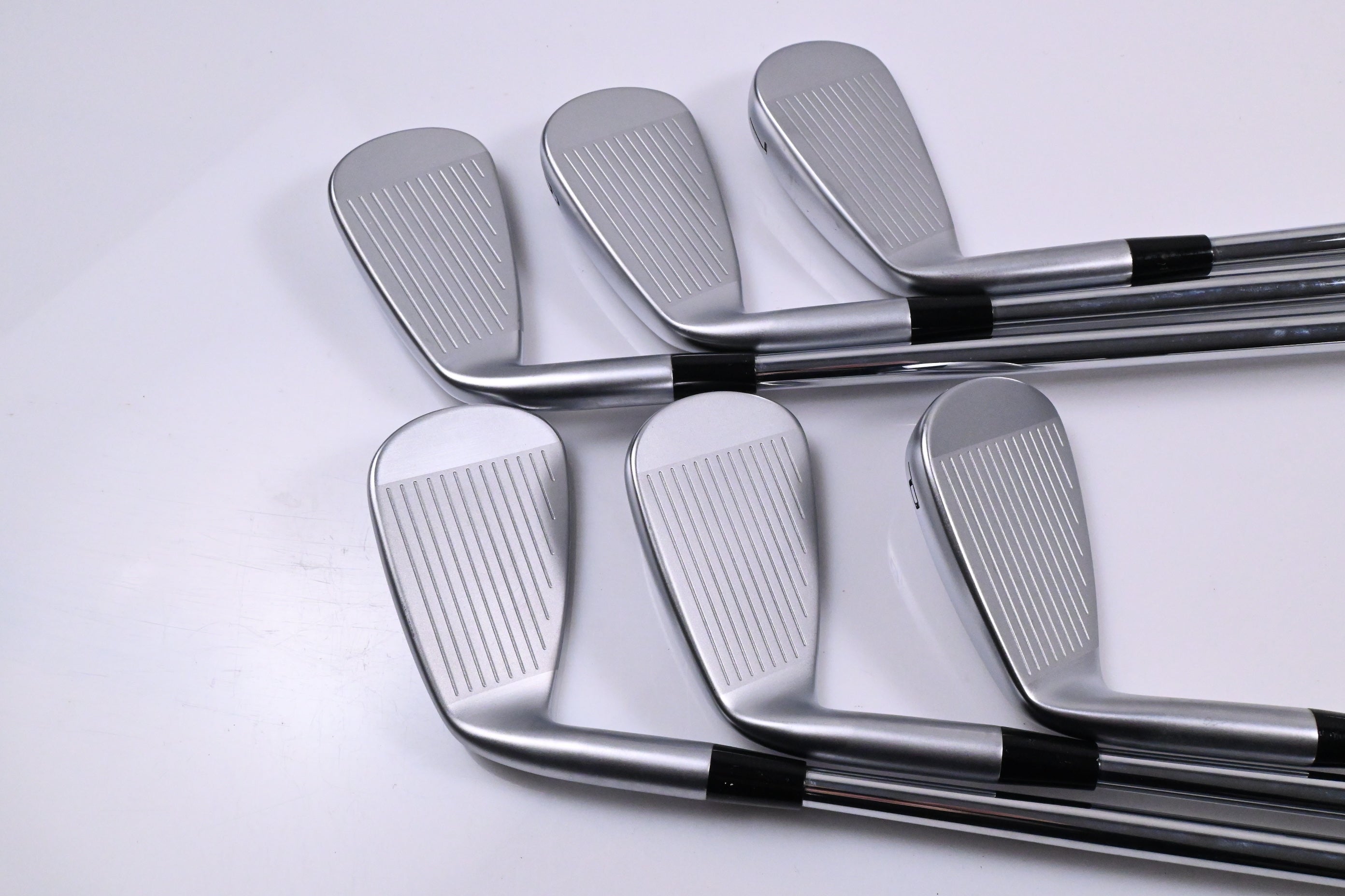 Mizuno JPX 925 Hot Metal Pro Irons / 5-PW / Regular Flex Dynamic Gold 105 R300