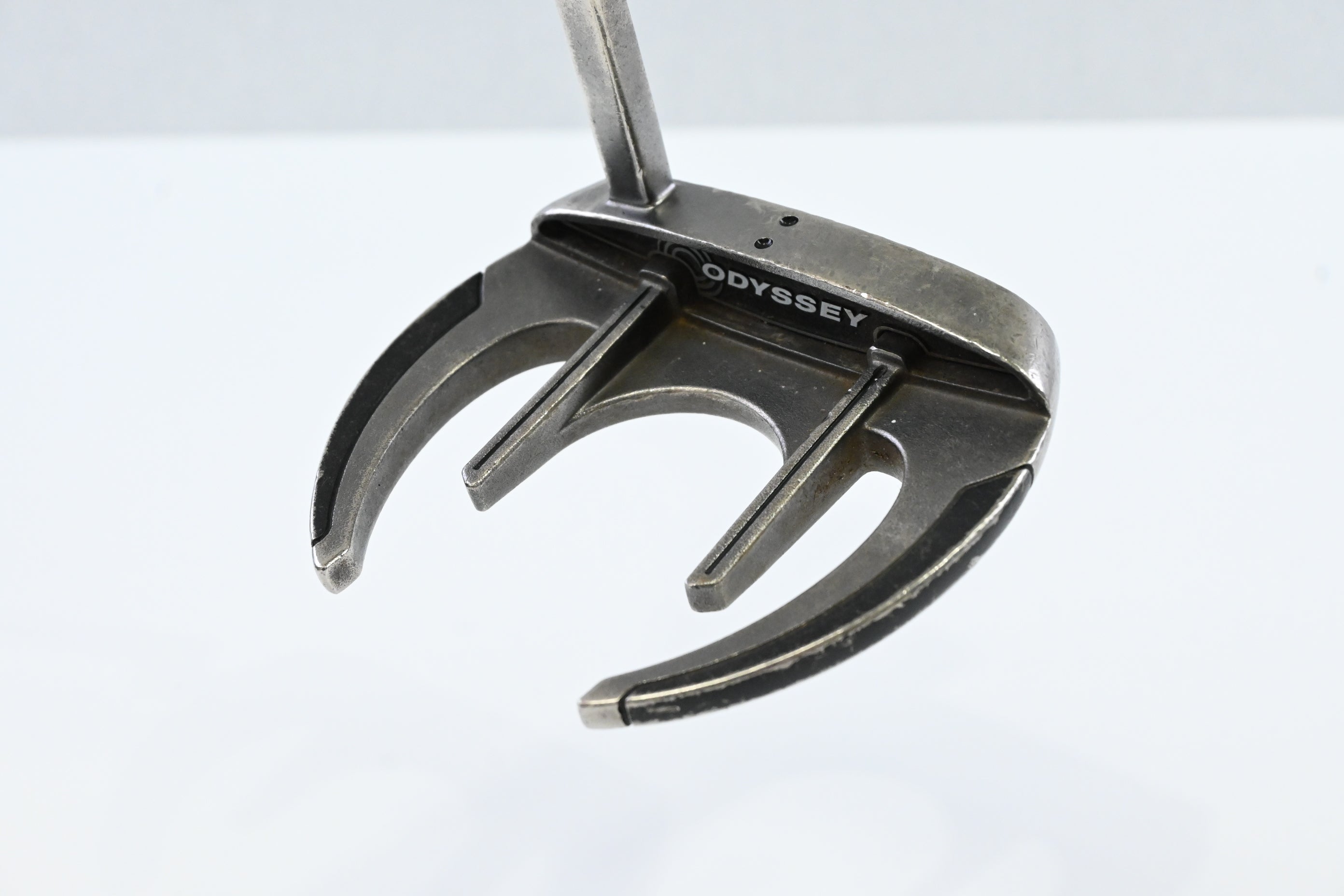 Odyssey White Ice Sabretooth 2 Putter / 34 Inch