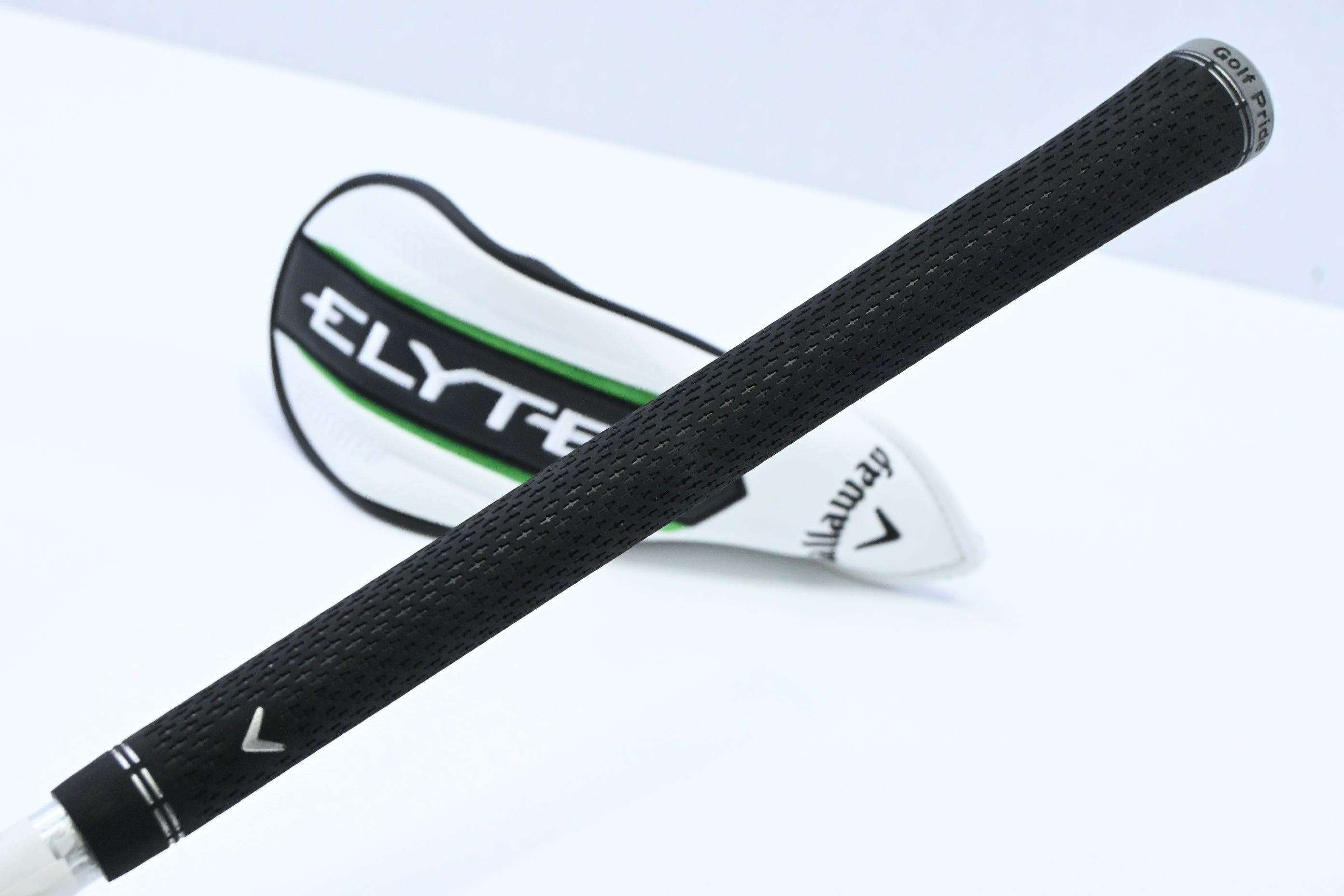 Callaway Elyte #4 Hybrid / 22 Degree / Regular Flex Denali Charcoal 60 Shaft