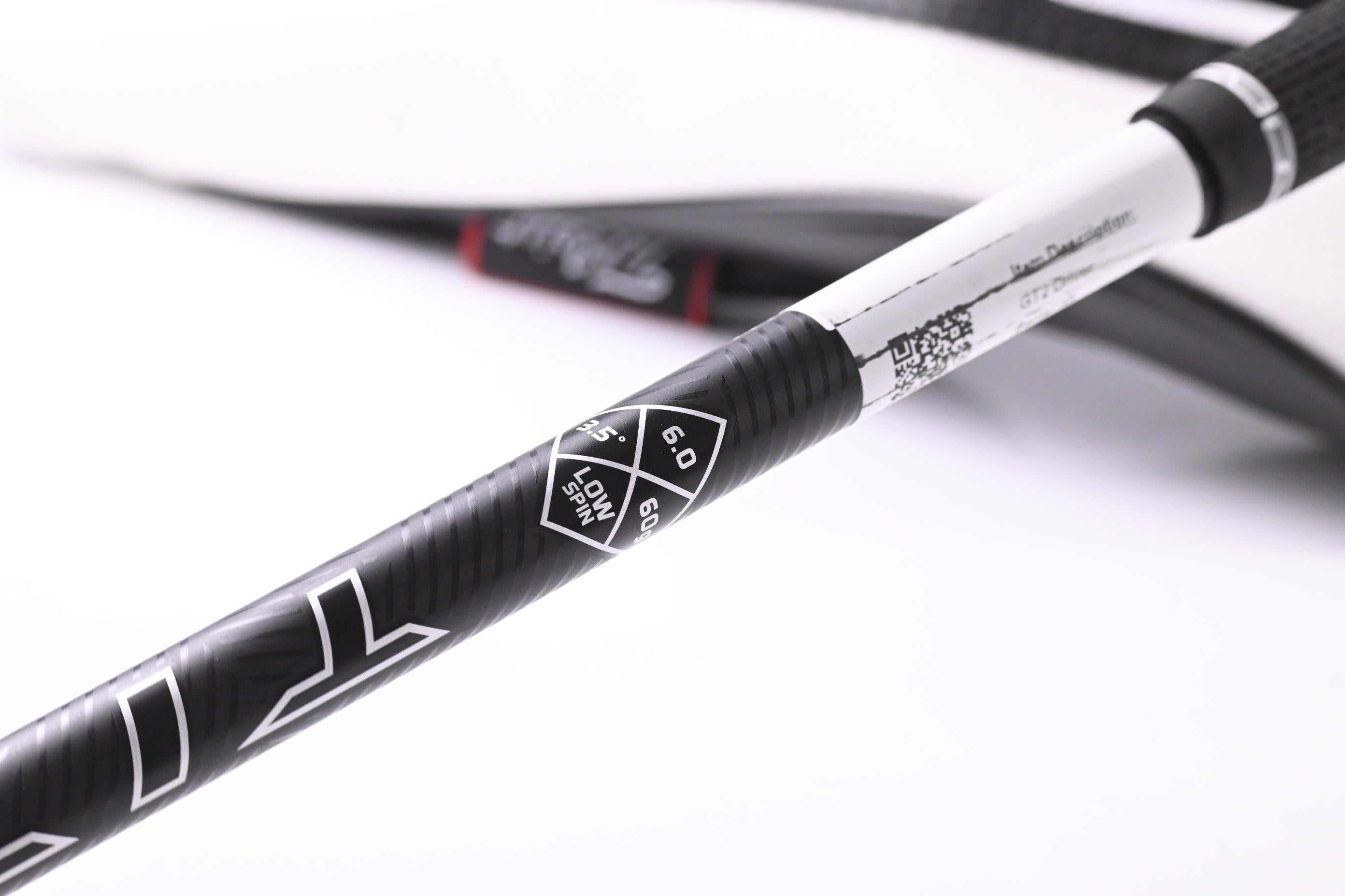 Titleist GT2 Driver / 10 Degree / Stiff Flex TITAN Black 60 Shaft