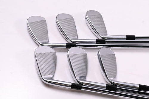 Taylormade P790 2025 Irons / 5-PW / Regular Flex NS Pro Modus 3 Tour 105
