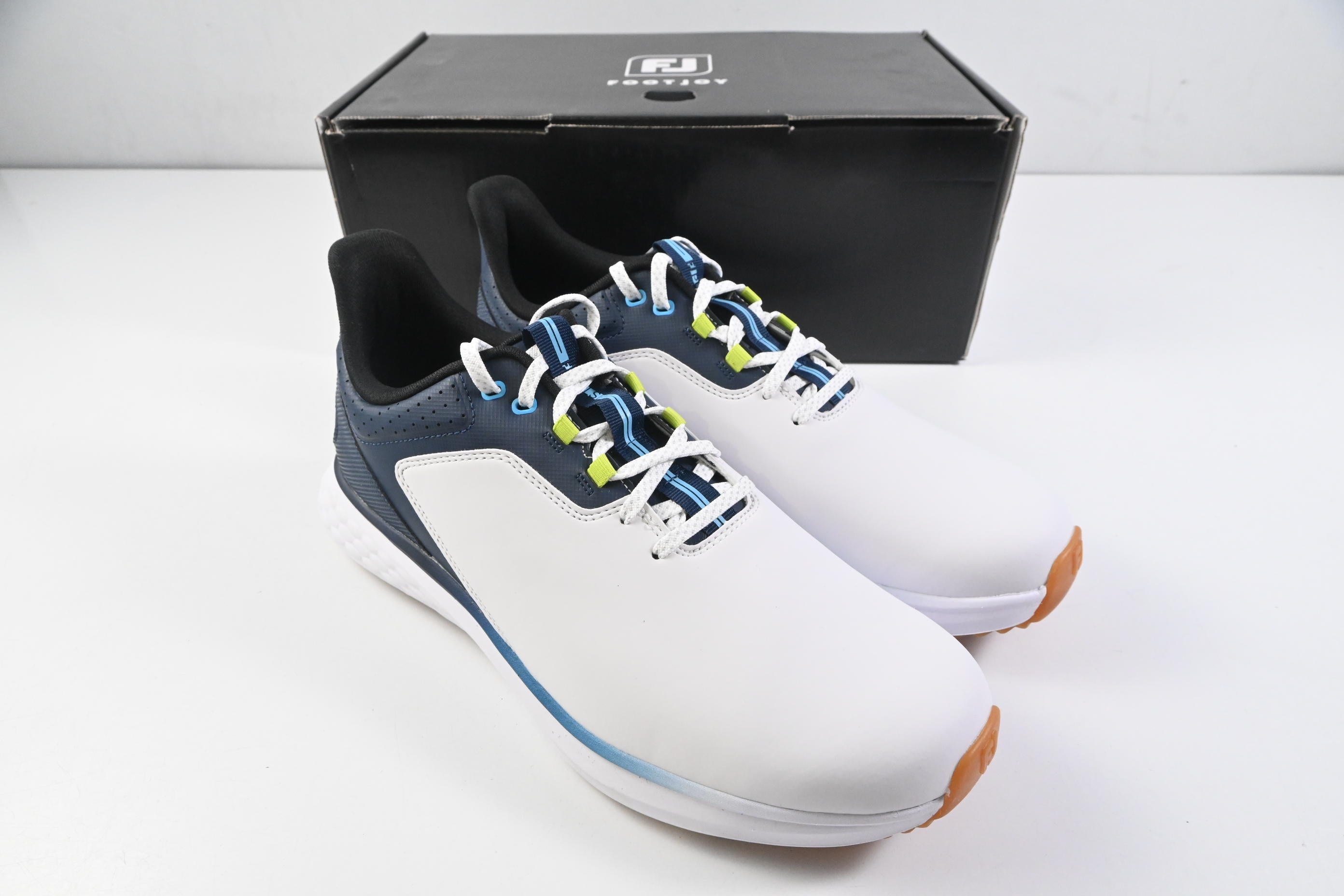 FootJoy Pulse Golf Shoes / Size UK 10 / White, Gum & Navy