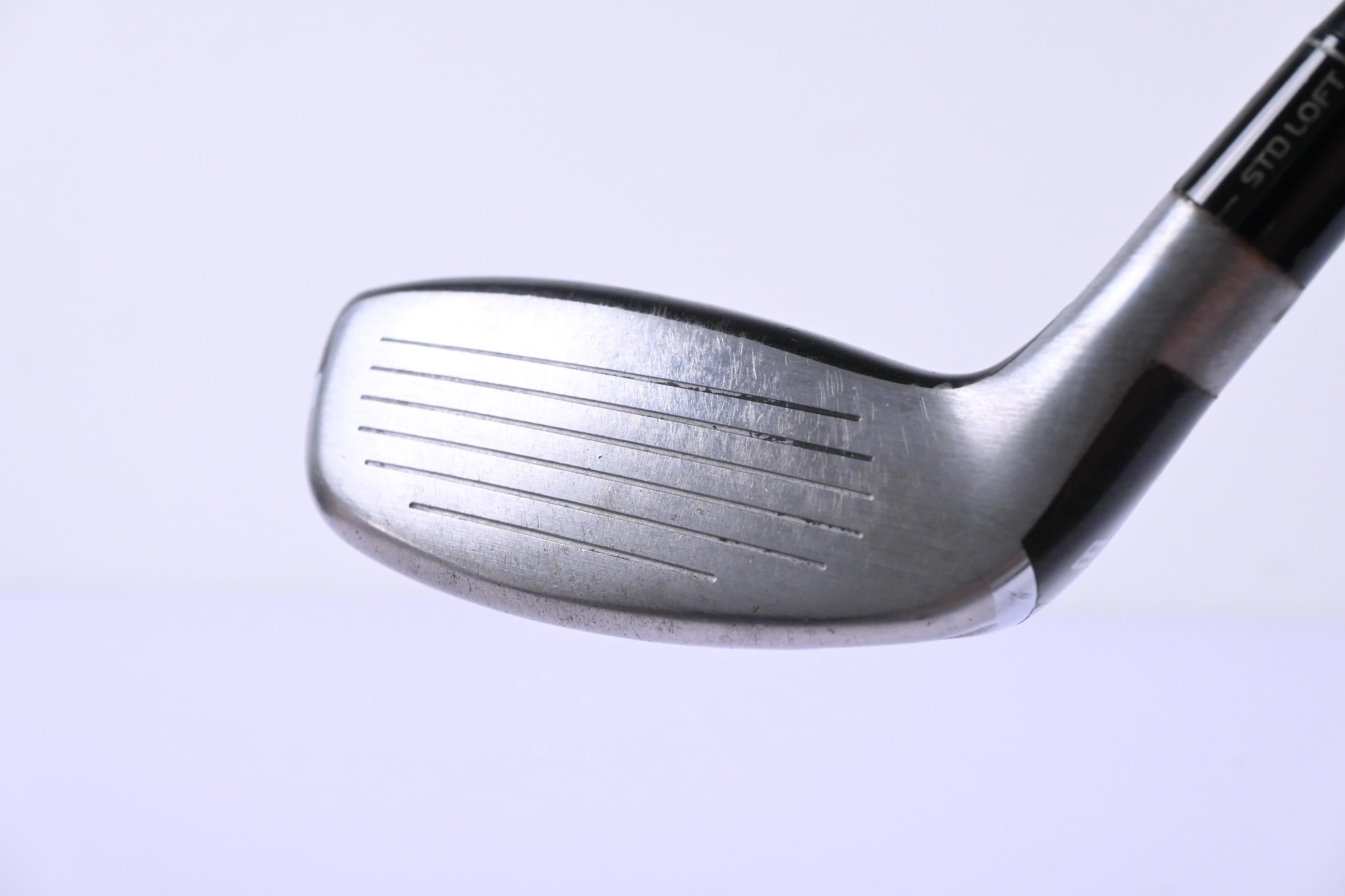 Taylormade SLDR #3 Hybrid / 19 Degree / Regular Flex Fujikura Speeder 82 Shaft