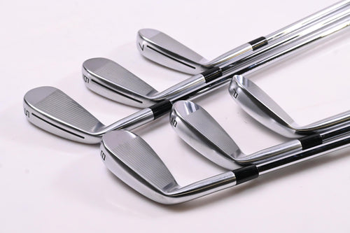 Taylormade P790 2025 Irons / 5-PW / Regular Flex NS Pro Modus 3 Tour 105