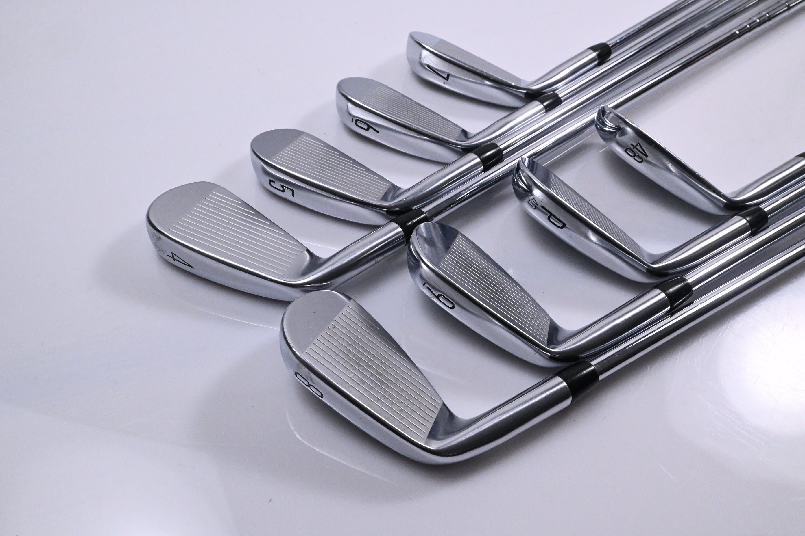 Titleist T200 2021 Irons / 4-PW+GW / Regular Flex AMT Black R300 Shafts