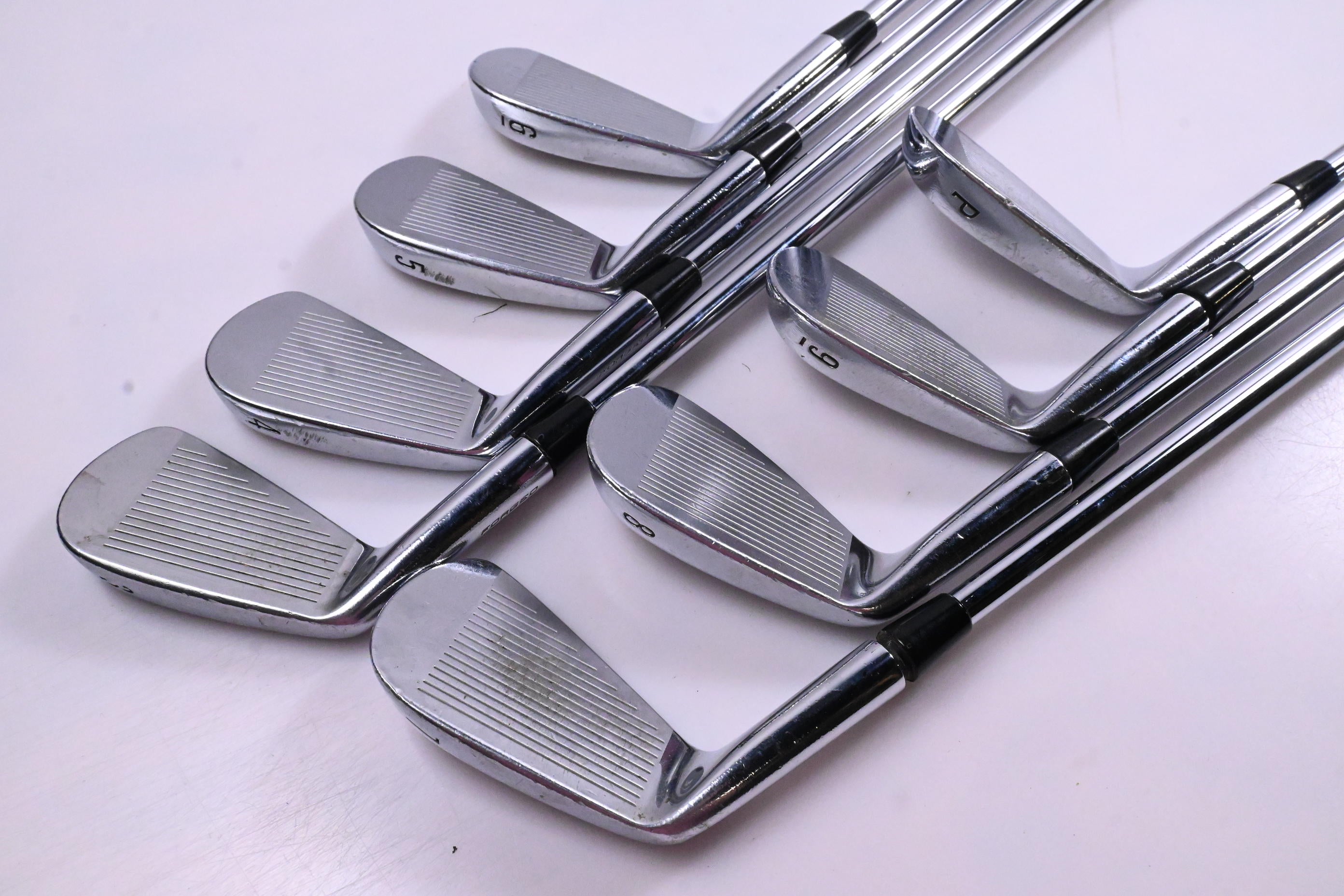 Nike VR Pro Irons / 3-PW / Regular Flex Dynamic Gold R300 Shafts