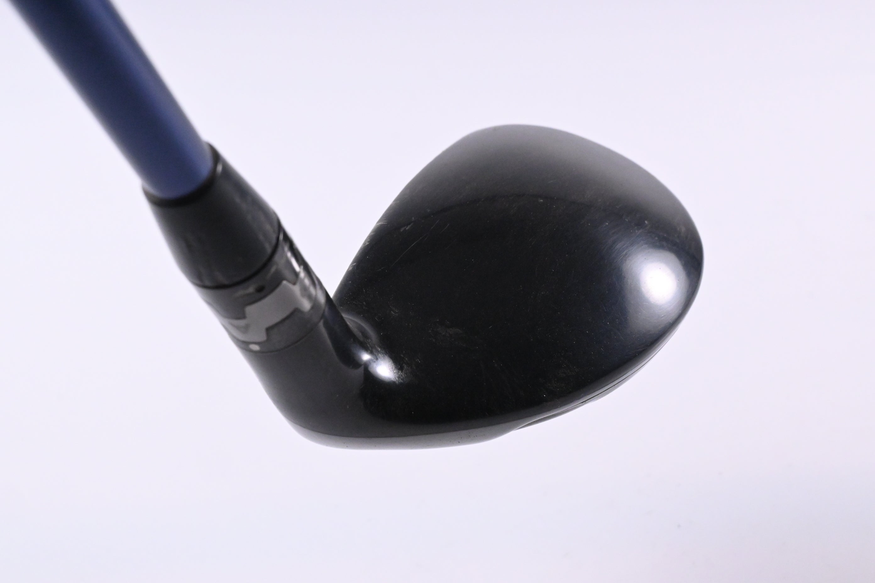 Titleist 910H #3 Hybrid / 19 Degree / Regular Flex Diamana Kai'li Blue 80 Shaft
